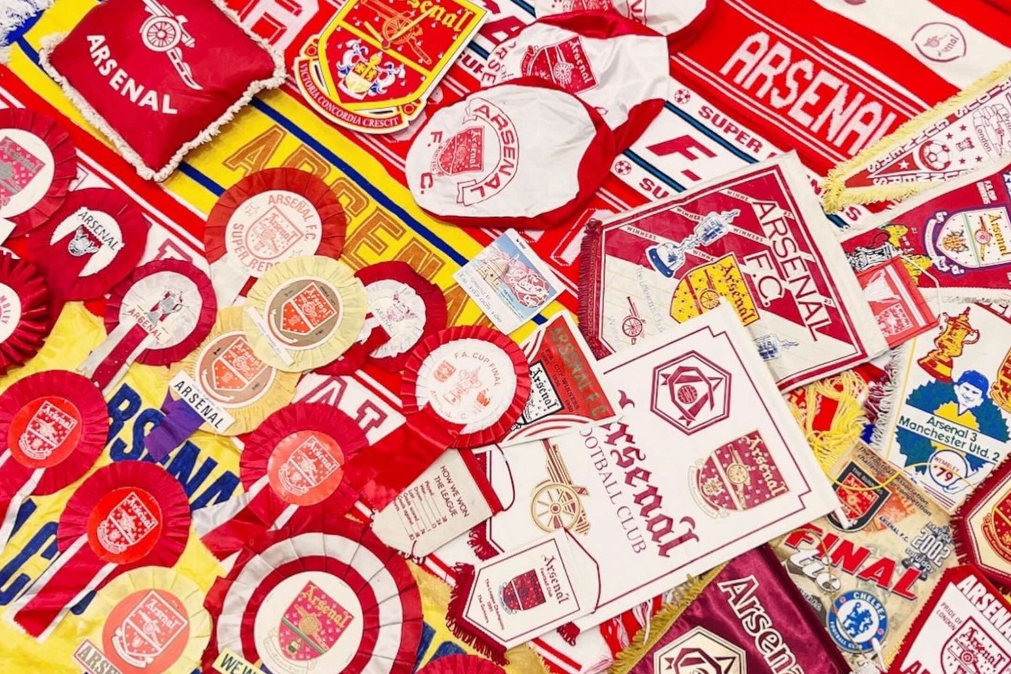 IS THIS THE GREATEST EVER ARSENAL MERCHANDISE COLLECTION EVER? - Cult Kits