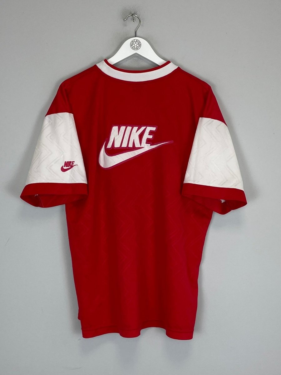 1994 ARSENAL TRAINING SHIRT (XL) NIKE - Cult Kits - XL - Buy Vintage Football Shirts, Authentic Retro Football Shirts For Sale, Classic Football Shirts & Soccer Jersey
