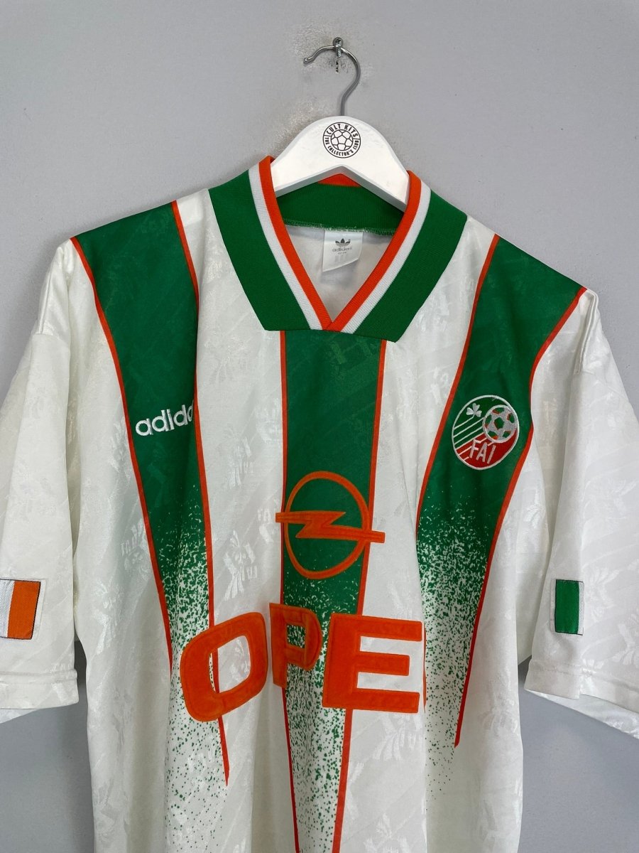 1994 IRELAND AWAY SHIRT (L) ADIDAS - Cult Kits - Large - Buy Vintage Football Shirts, Authentic Retro Football Shirts For Sale, Classic Football Shirts & Soccer Jersey