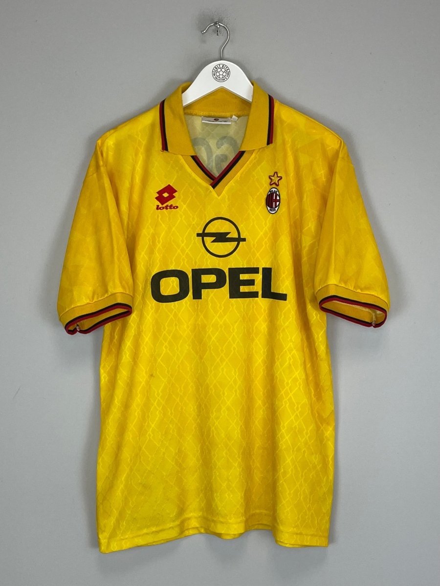 1994/96 AC MILAN BAGGIO 18 THIRD SHIRT (XL) LOTTO - Cult Kits - XL - Buy Vintage Football Shirts, Authentic Retro Football Shirts For Sale, Classic Football Shirts & Soccer Jersey