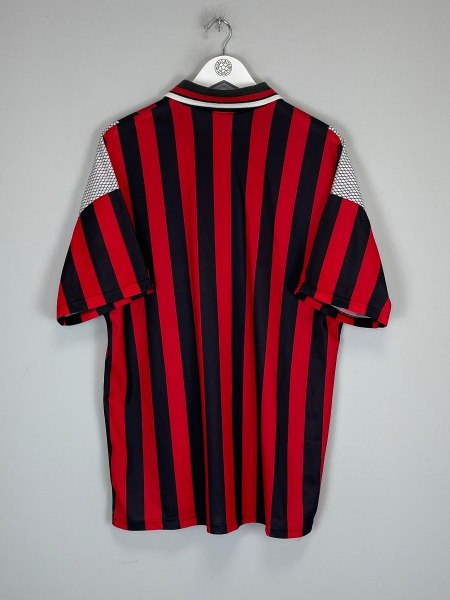 1994/96 MANCHESTER CITY AWAY SHIRT (XL) UMBRO - Cult Kits - XL - Buy Vintage Football Shirts, Authentic Retro Football Shirts For Sale, Classic Football Shirts & Soccer Jersey