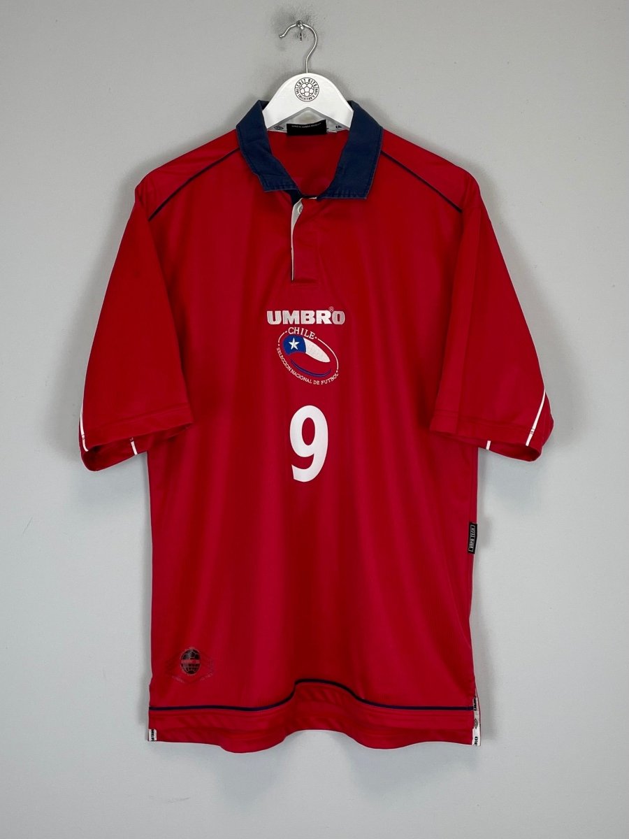 2000/01 CHILE ZAMORANO 9 HOME SHIRT (L) UMBRO - Cult Kits - Large - Buy Vintage Football Shirts, Authentic Retro Football Shirts For Sale, Classic Football Shirts & Soccer Jersey