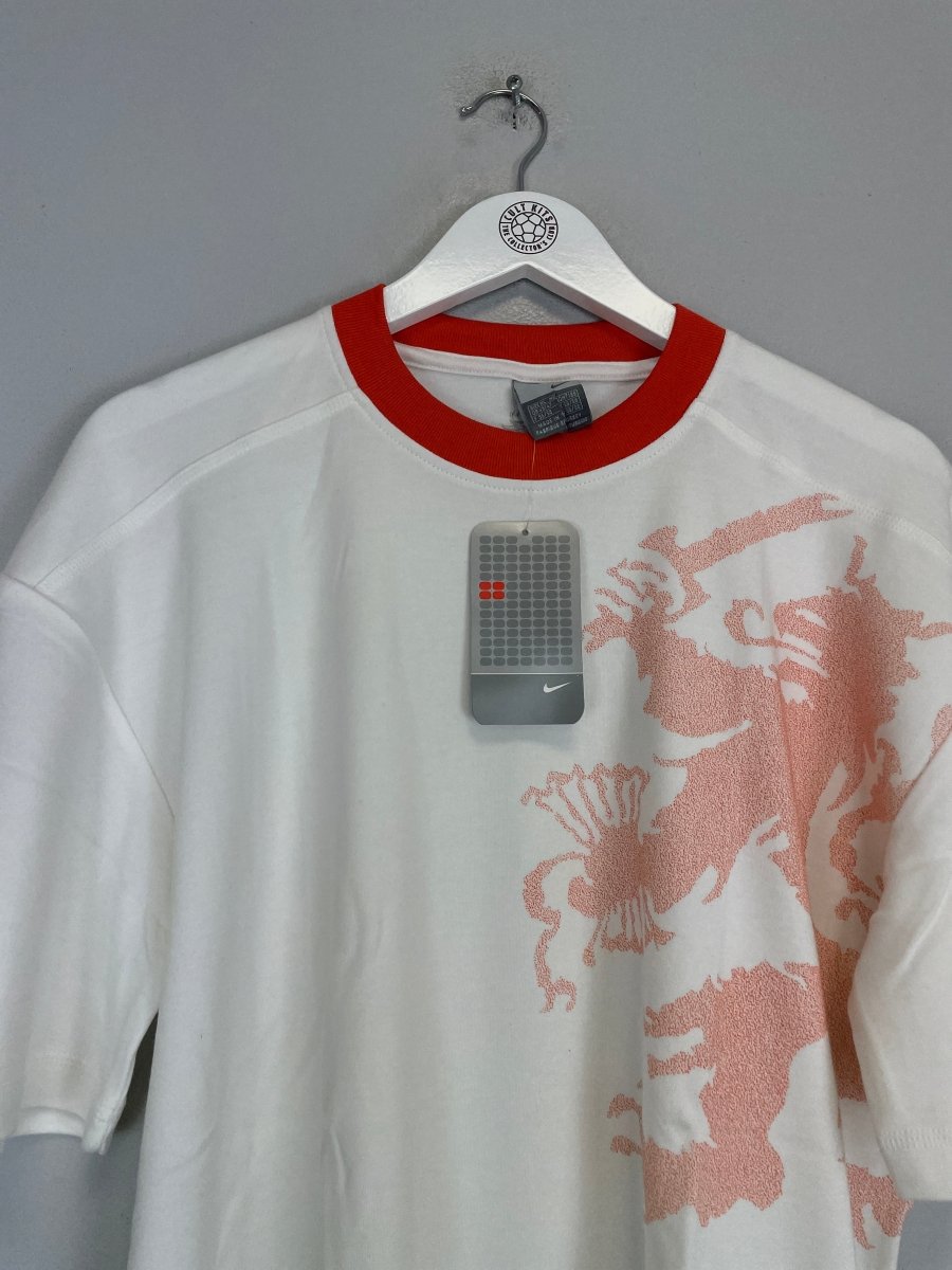 2000/01 Netherlands *BNWT* T-Shirt (Multiple Sizes) Nike - Cult Kits - Medium - Buy Vintage Football Shirts, Authentic Retro Football Shirts For Sale, Classic Football Shirts & Soccer Jersey