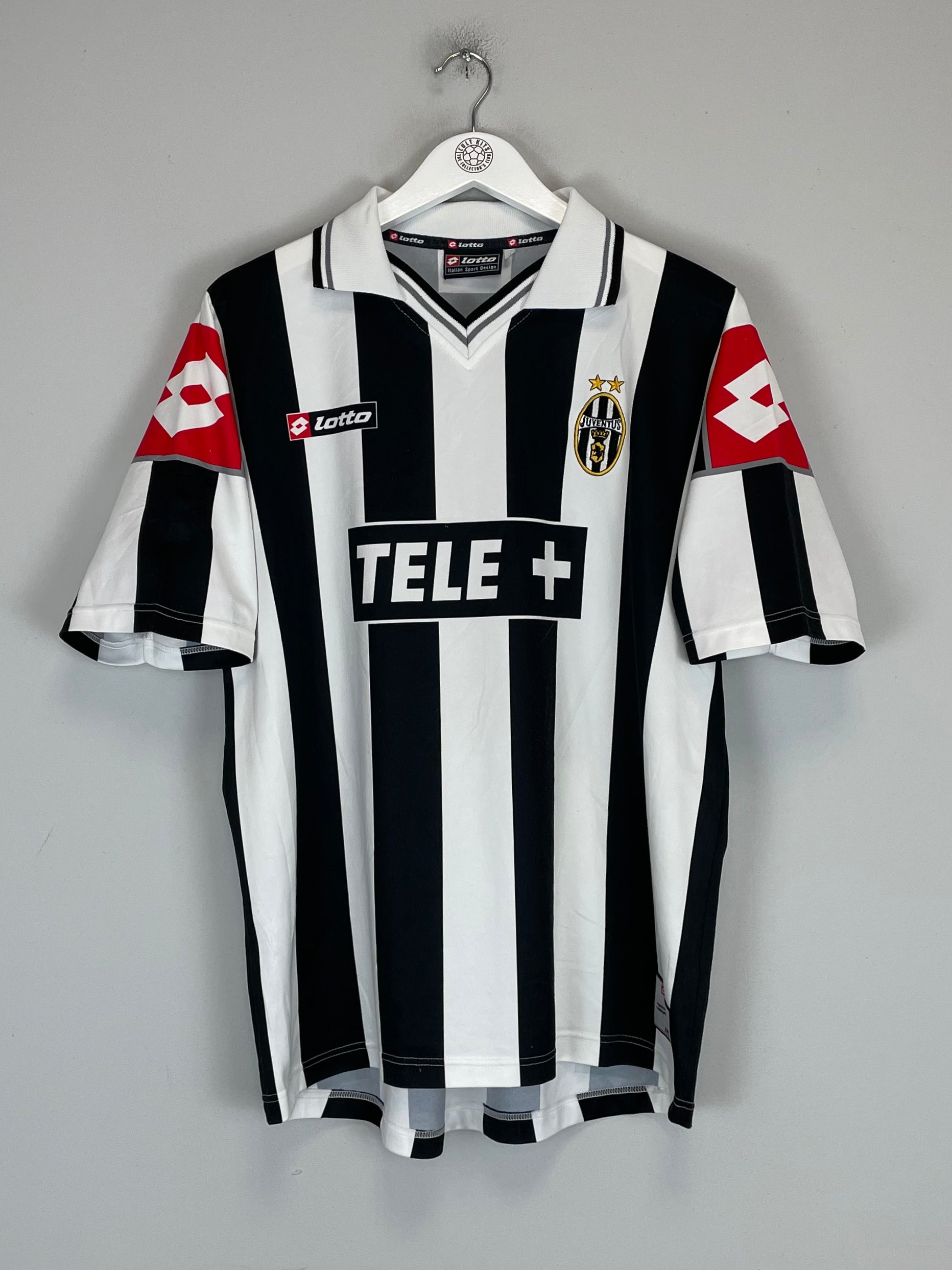 Shop 2000/01 JUVENTUS #10 HOME SHIRT (L) LOTTO, classic football shirts, vintage football shirts & retro soccer jerseys at Cult Kits