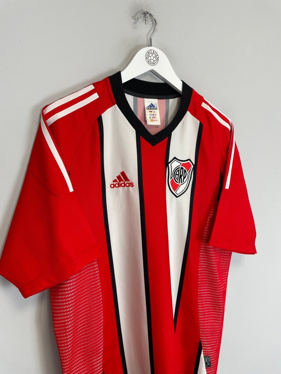 2002/04 RIVER PLATE HOME SHIRT (M) ADIDAS - Cult Kits - Medium - Buy Vintage Football Shirts, Authentic Retro Football Shirts For Sale, Classic Football Shirts & Soccer Jersey