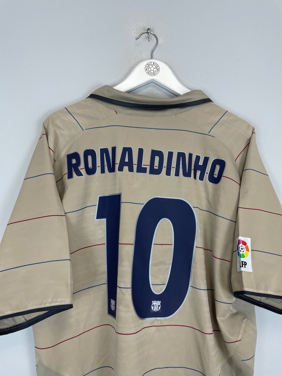 2003/04 BARCELONA RONALDINHO 10 AWAY SHIRT (XL) NIKE - Cult Kits - XL - Buy Vintage Football Shirts, Authentic Retro Football Shirts For Sale, Classic Football Shirts & Soccer Jersey