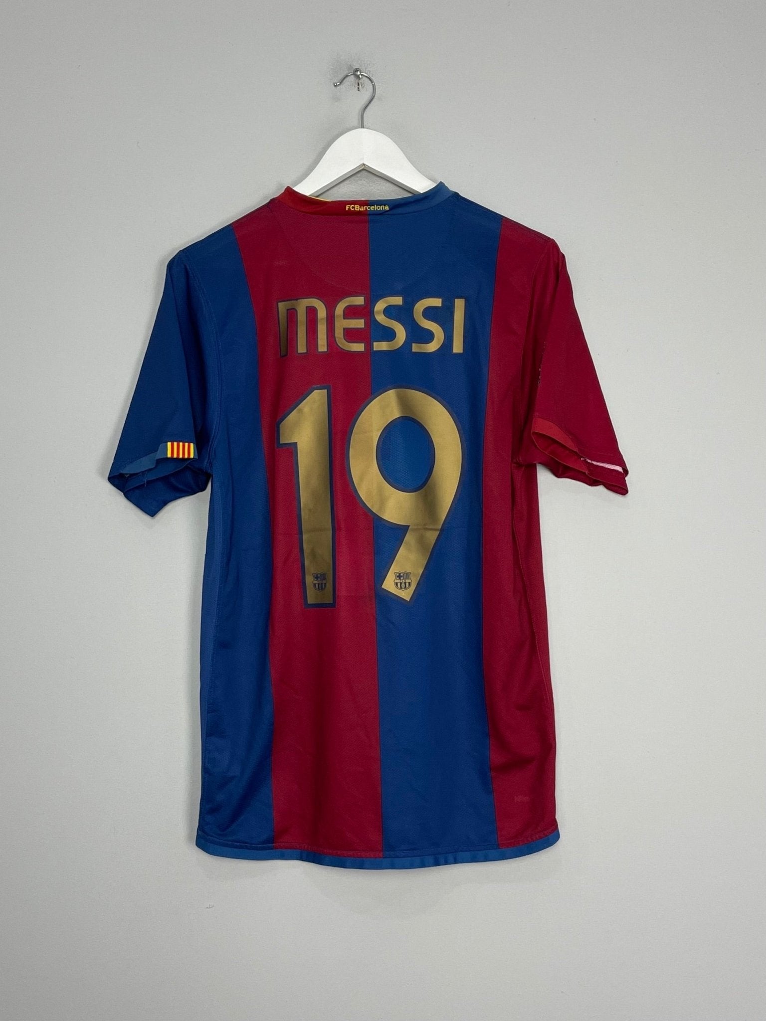 2006/07 BARCELONA MESSI #19 HOME SHIRT (M) NIKE – Cult Kits
