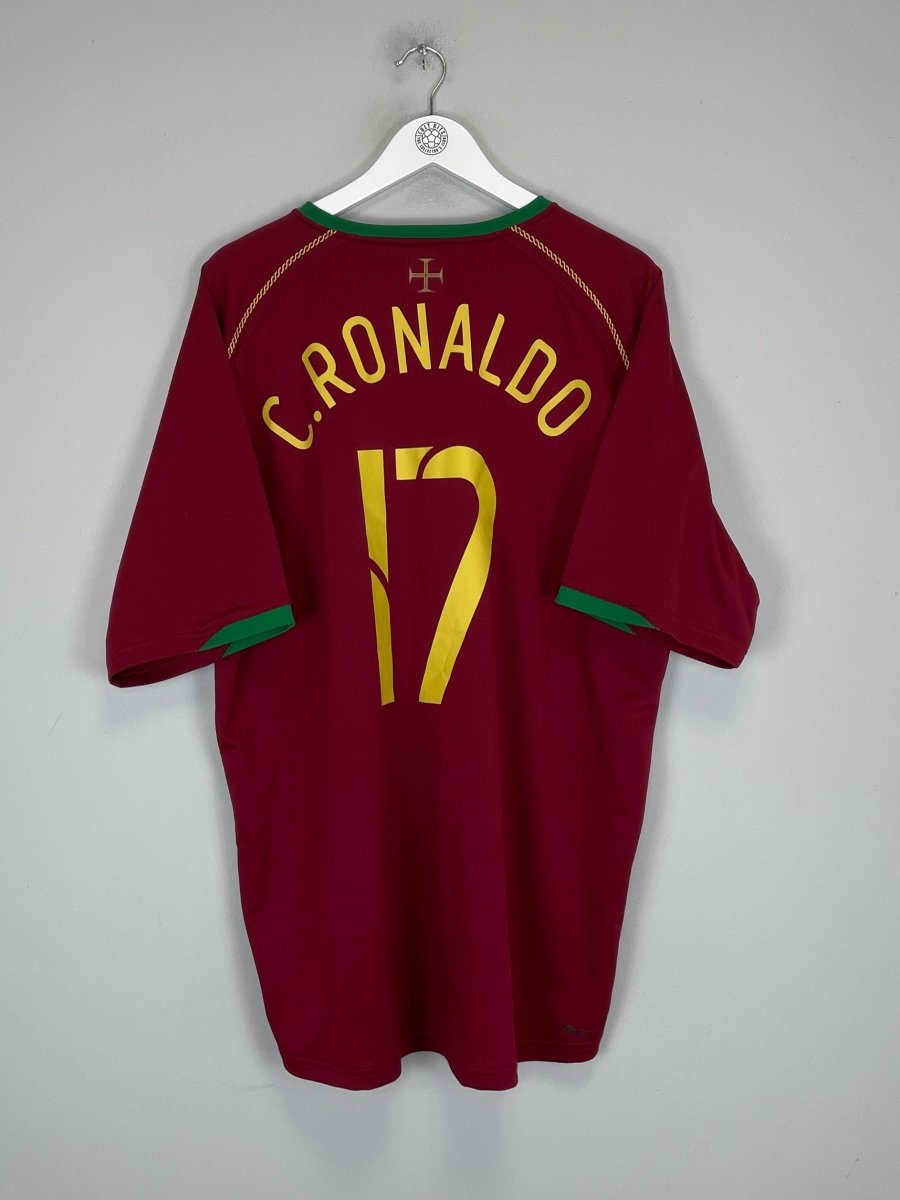 2006/08 PORTUGAL C.RONALDO 17 HOME SHIRT (XXL) NIKE - Cult Kits - XXL - Buy Vintage Football Shirts, Authentic Retro Football Shirts For Sale, Classic Football Shirts & Soccer Jersey