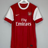 2010/11 ARSENAL BENDTNER 52 HOME SHIRT (M) NIKE - Cult Kits - Medium - Buy Vintage Football Shirts, Authentic Retro Football Shirts For Sale, Classic Football Shirts & Soccer Jersey