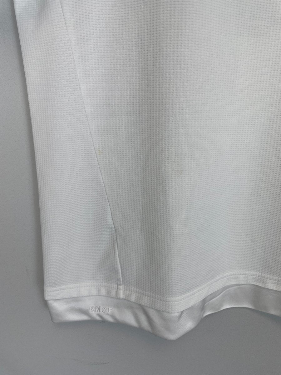 2015/16 REAL MADRID RONALDO 7 C/L HOME SHIRT (L) ADIDAS - Cult Kits - Large - Buy Vintage Football Shirts, Authentic Retro Football Shirts For Sale, Classic Football Shirts & Soccer Jersey