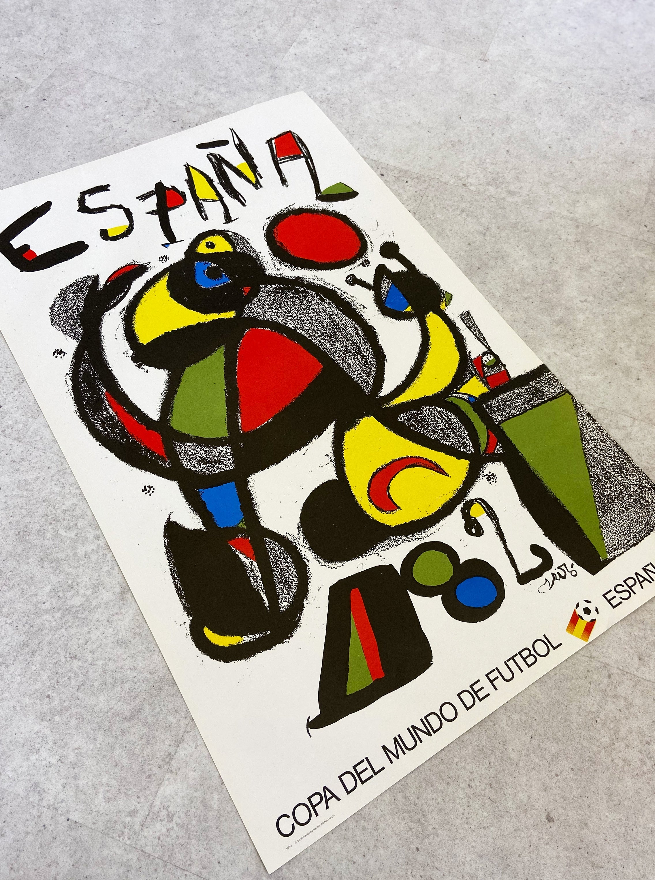 Shop 1982 ESPAÑA COPA DEL MUNDO DE FUTBOL ESPANA ORIGINAL PRINT, classic football shirts, vintage football shirts & retro soccer jerseys at Cult Kits
