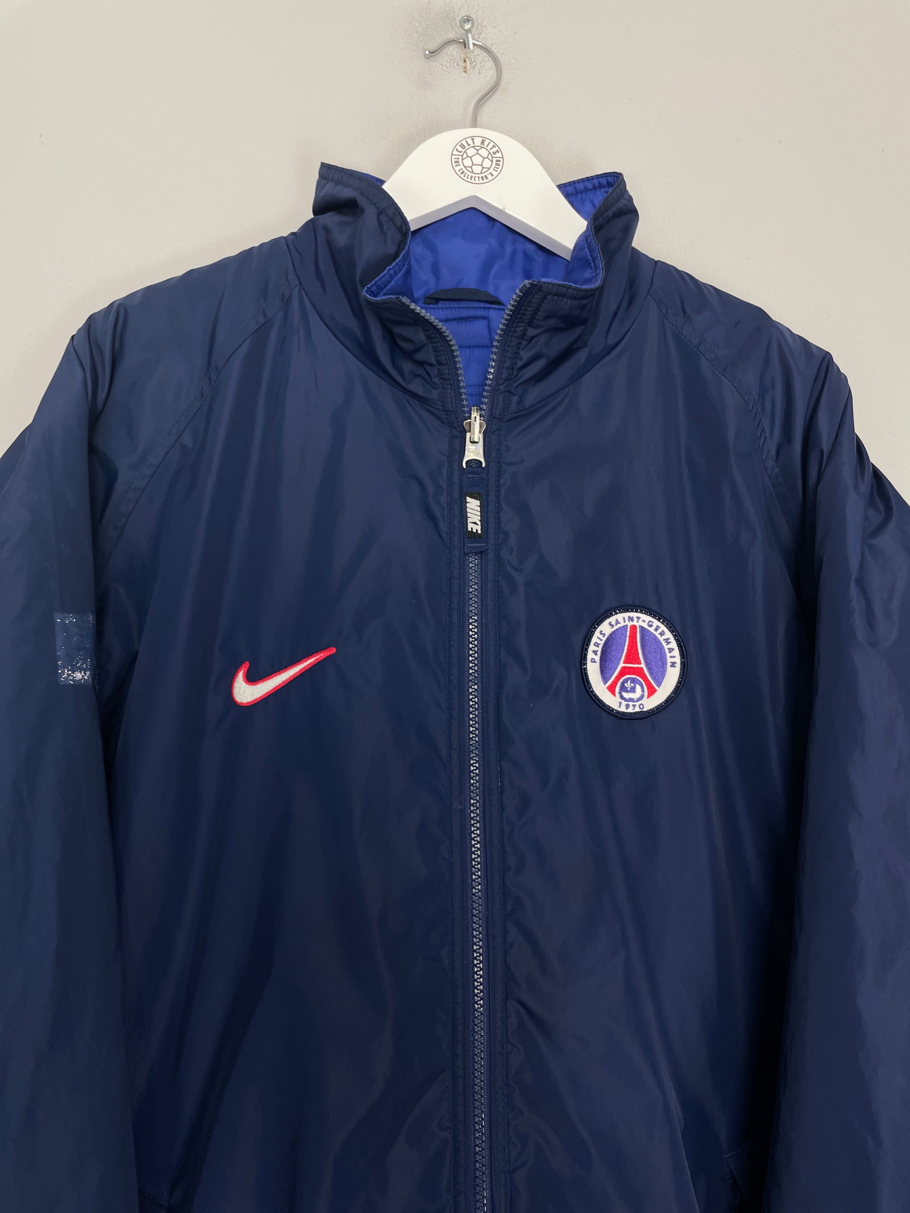 Shop 1997/98 PSG PADDED JACKET (XL) NIKE, classic football shirts, vintage football shirts & retro soccer jerseys at Cult Kits
