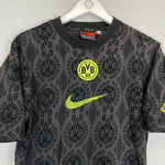 Shop 1996/97 DORTMUND TRAINING SHIRT (S) NIKE, classic football shirts, vintage football shirts & retro soccer jerseys at Cult Kits
