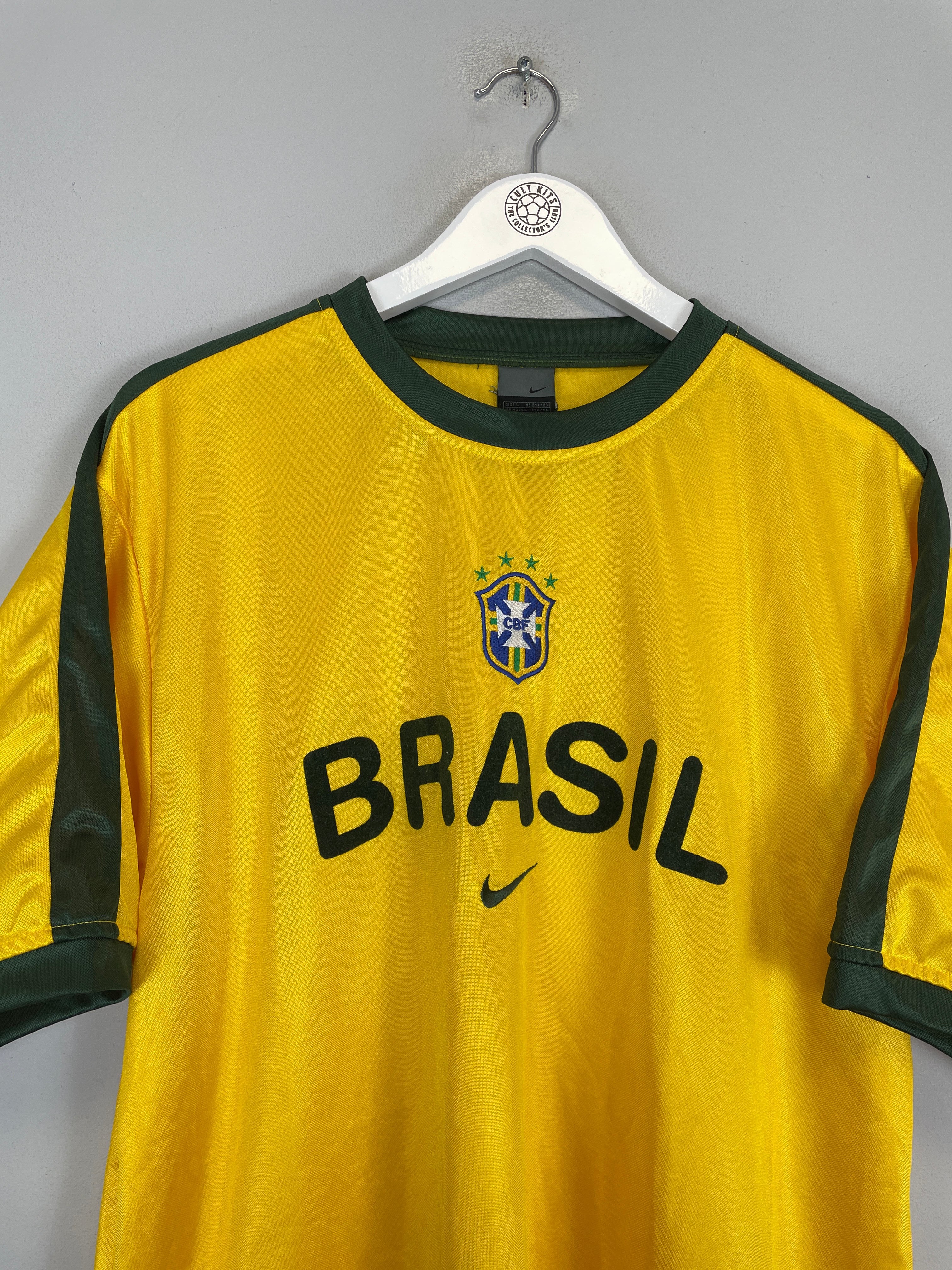 Shop 2002 BRAZIL TRAINING SHIRT (L) NIKE, classic football shirts, vintage football shirts & retro soccer jerseys at Cult Kits