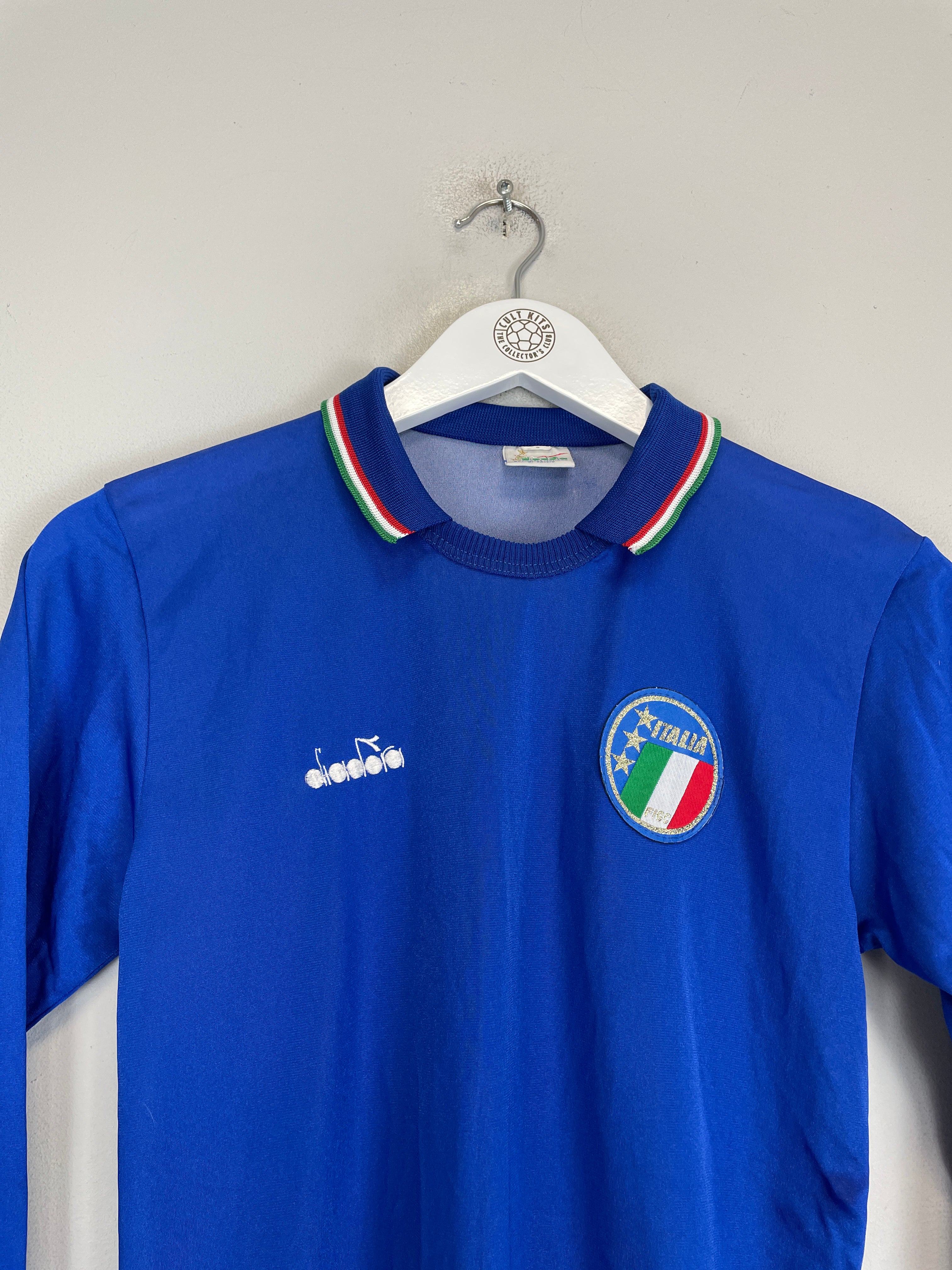 Shop 1986/91 ITALY L/S HOME SHIRT (XL.KIDS) DIADORA, classic football shirts, vintage football shirts & retro soccer jerseys at Cult Kits