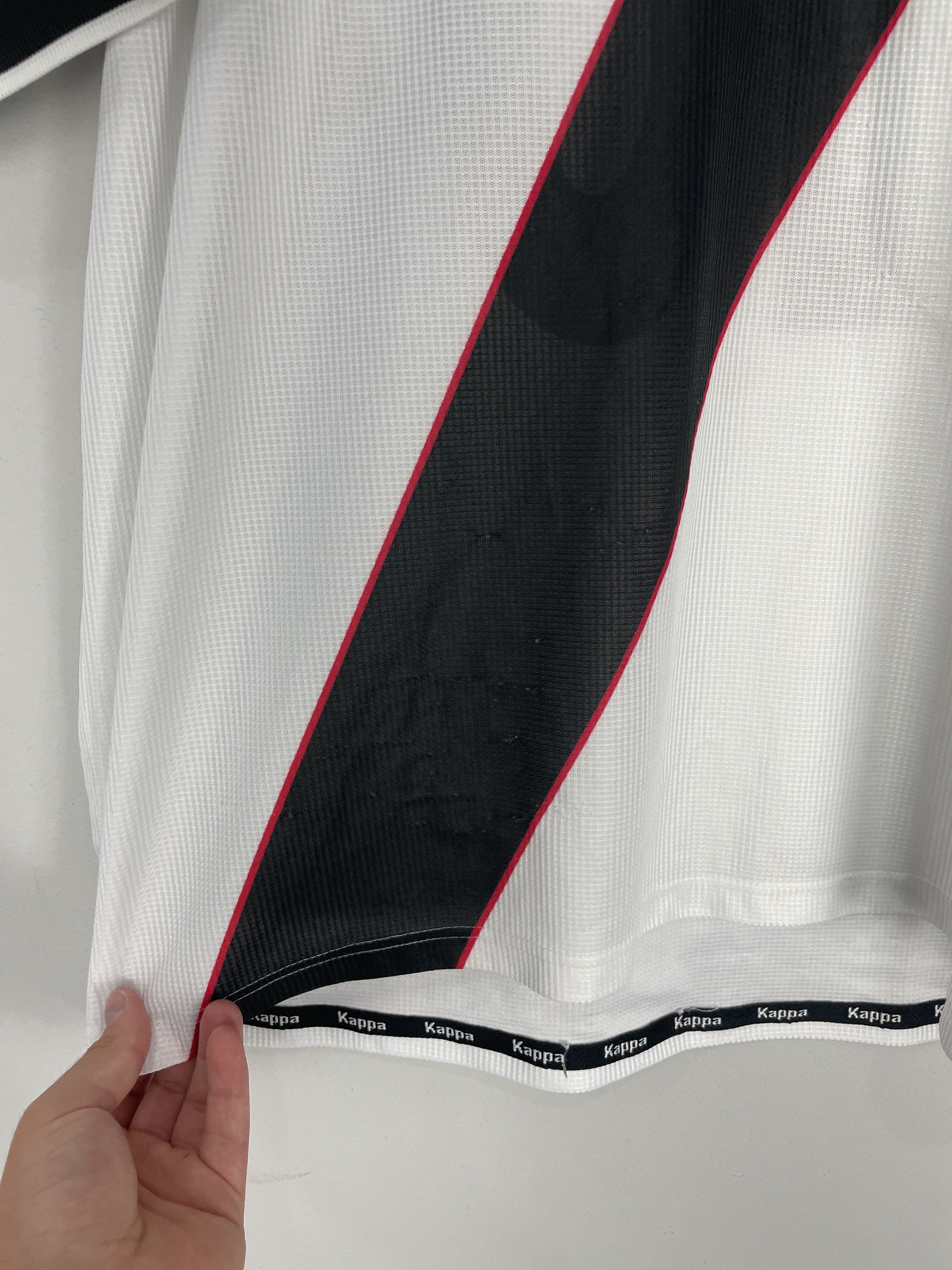 Shop 1999/00 VASCO DA GAMA #10 (EDMUNDO) AWAY SHIRT (L) KAPPA, classic football shirts, vintage football shirts & retro soccer jerseys at Cult Kits