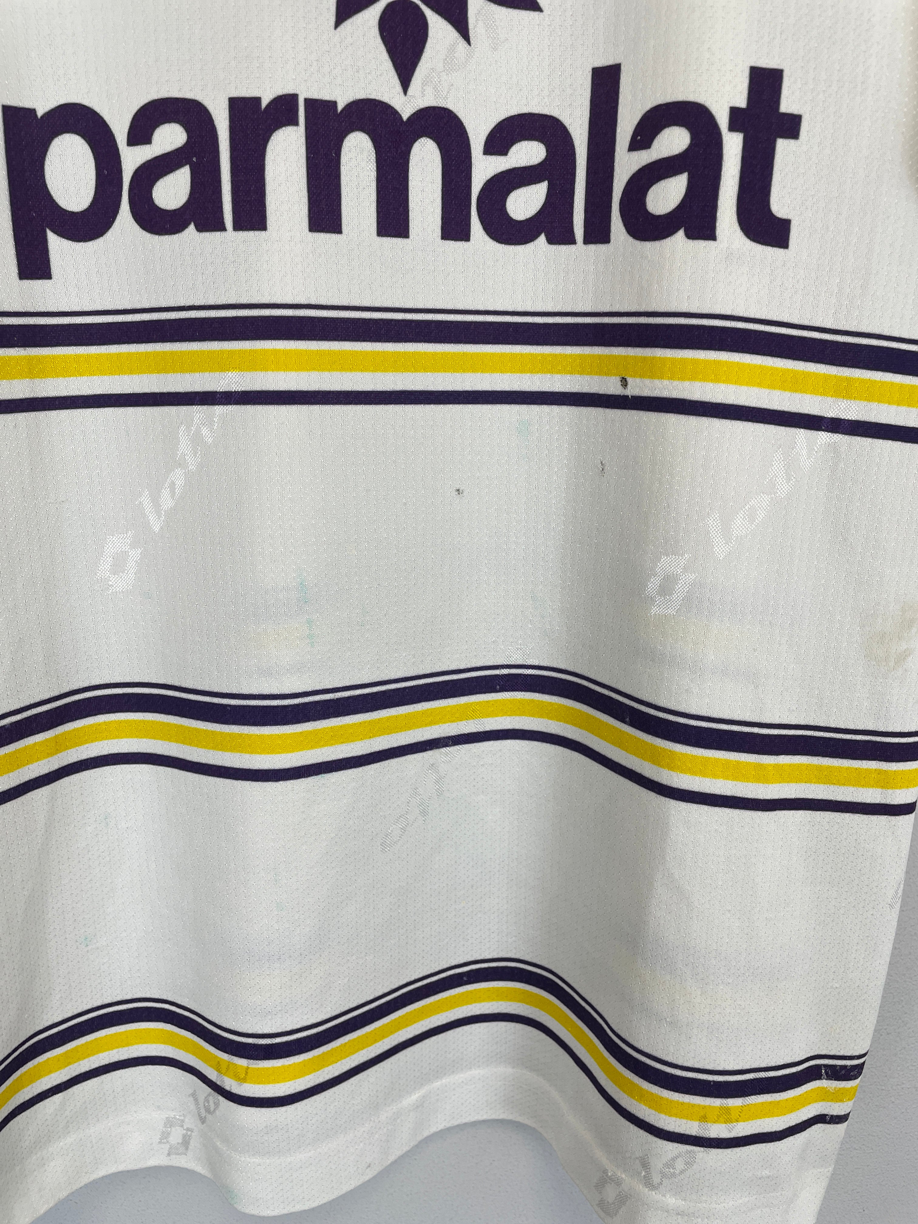 Shop 1998/99 PARMA AWAY SHIRT (M) LOTTO, classic football shirts, vintage football shirts & retro soccer jerseys at Cult Kits