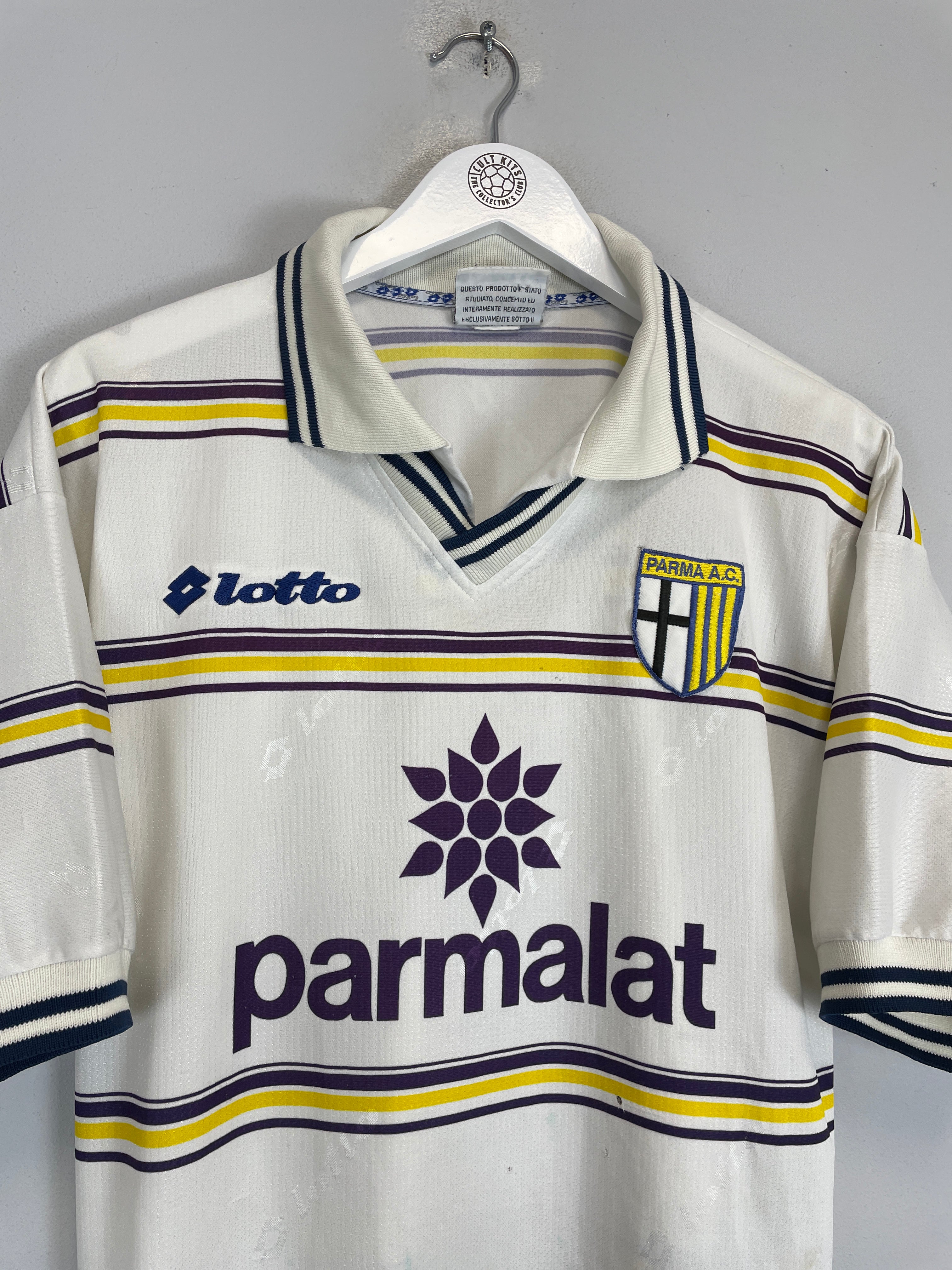 Shop 1998/99 PARMA AWAY SHIRT (M) LOTTO, classic football shirts, vintage football shirts & retro soccer jerseys at Cult Kits