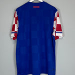 Shop 2010/12 CROATIA AWAY SHIRT (XL) NIKE, classic football shirts, vintage football shirts & retro soccer jerseys at Cult Kits