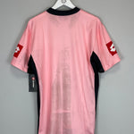 Shop 2004/05 PALERMO *BNWT WITH DEFECTS* HOME SHIRT (XL) LOTTO, classic football shirts, vintage football shirts & retro soccer jerseys at Cult Kits