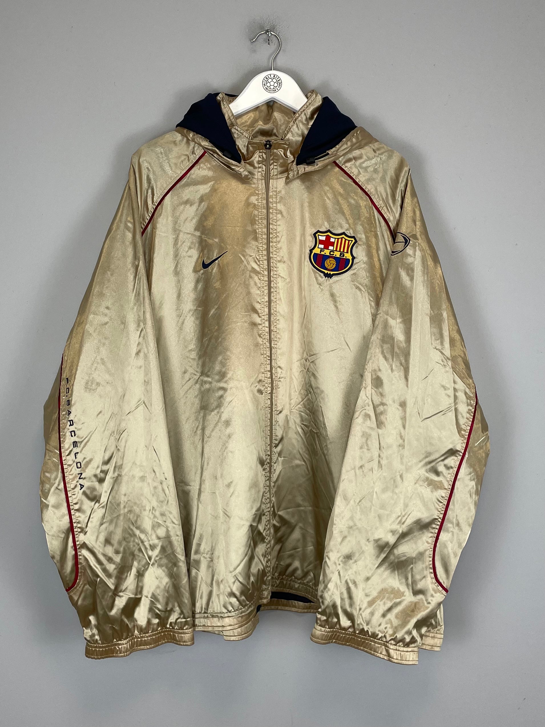 Shop 2001/02 BARCELONA TRACK JACKET (XXL) NIKE, classic football shirts, vintage football shirts & retro soccer jerseys at Cult Kits