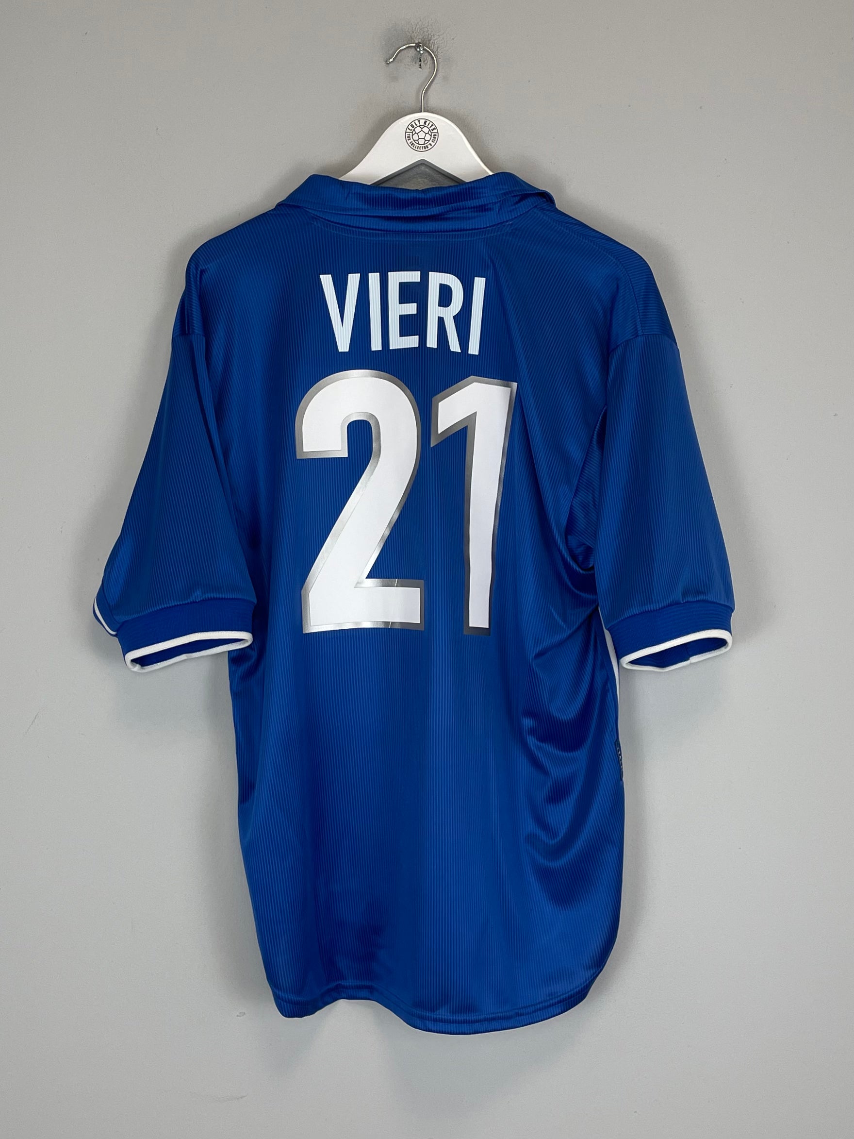 Shop 1997/98 ITALY VIERI #21 HOME SHIRT (L) NIKE, classic football shirts, vintage football shirts & retro soccer jerseys at Cult Kits