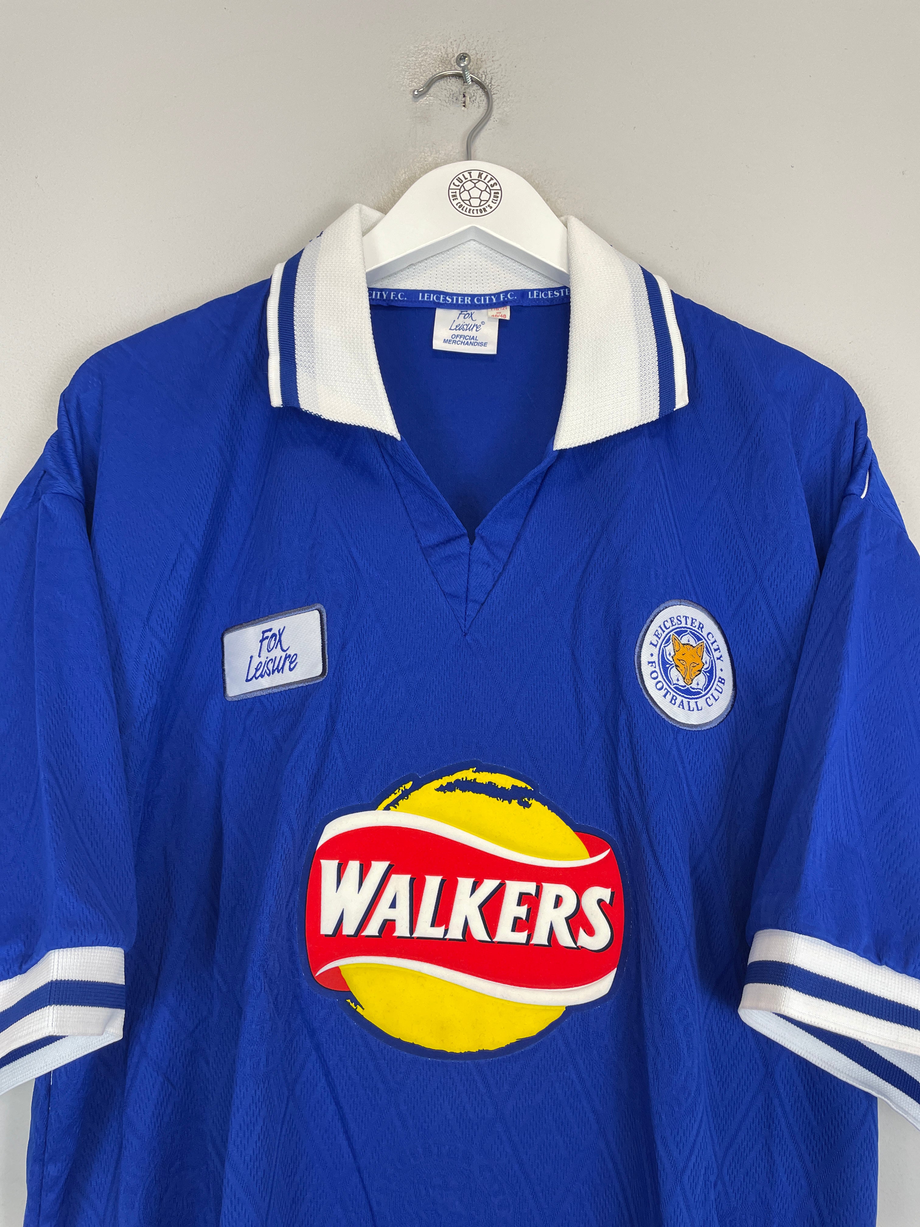 Shop 1999/00 LEICESTER CITY HESKEY #9 *MINT* HOME SHIRT (XL) FOX LEISURE, classic football shirts, vintage football shirts & retro soccer jerseys at Cult Kits