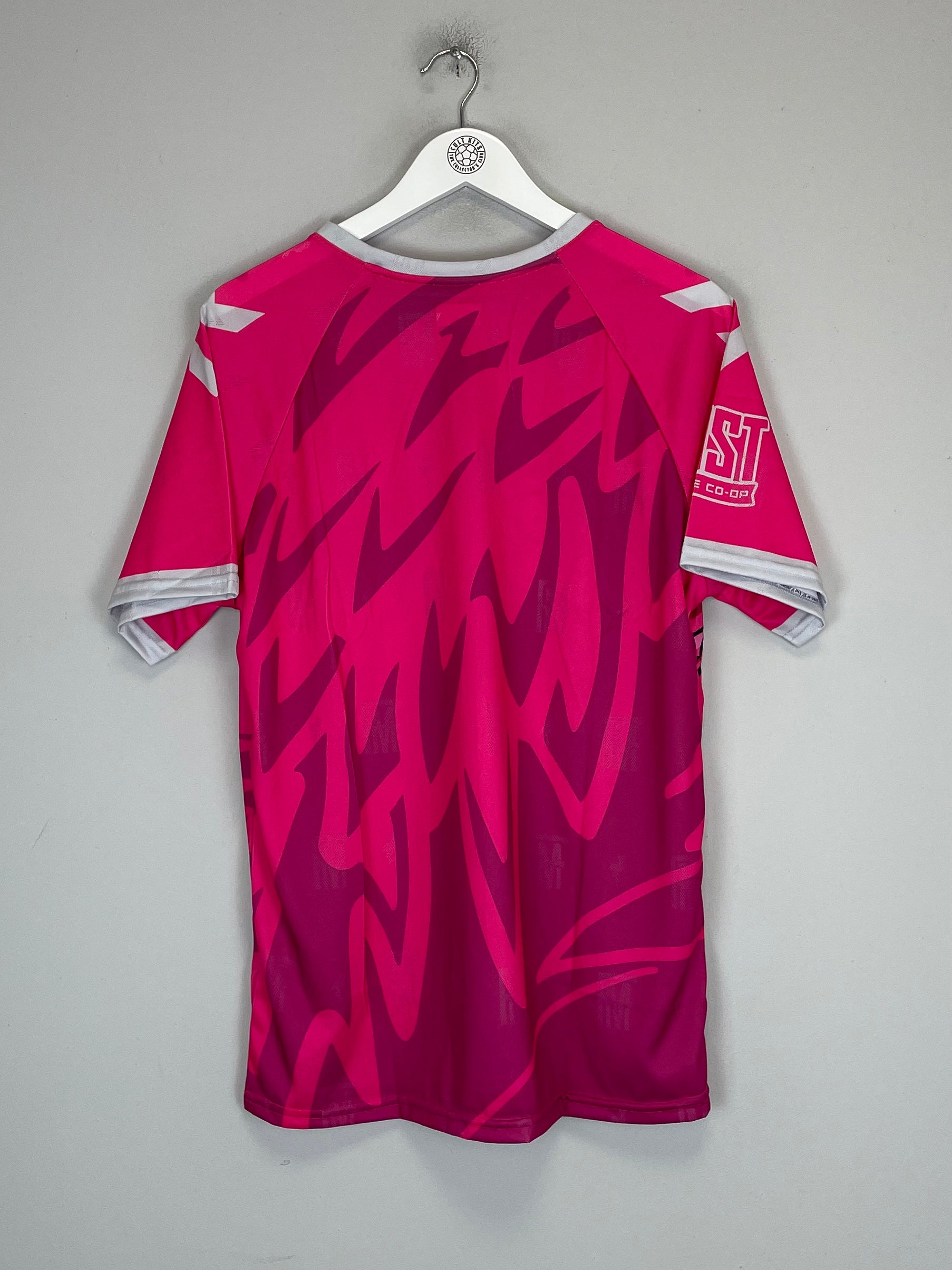 Shop 2022 FORWARD MADISON SHIRT (M) HUMMEL, classic football shirts, vintage football shirts & retro soccer jerseys at Cult Kits