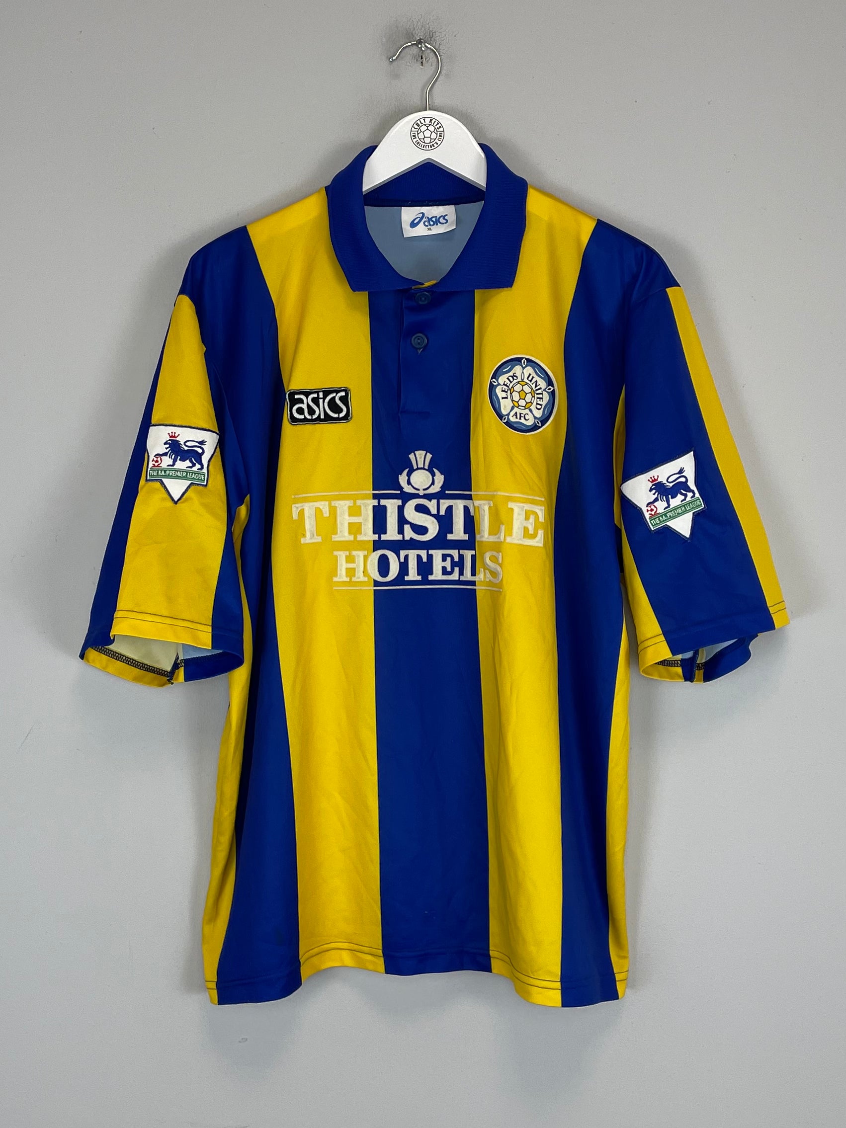 Shop 1993/94 LEEDS UNITED AWAY SHIRT (XL) ASICS, classic football shirts, vintage football shirts & retro soccer jerseys at Cult Kits