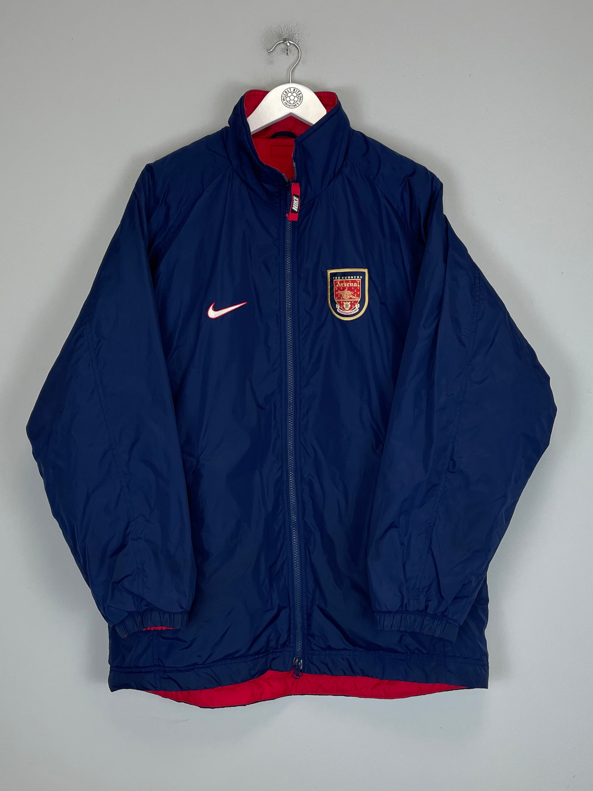 Shop 1996/98 ARSENAL PADDED JACKET (L) NIKE, classic football shirts, vintage football shirts & retro soccer jerseys at Cult Kits