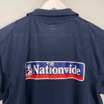 Shop 2005/06 NORTHERN IRELAND TRAINING SHIRT (M) UMBRO, classic football shirts, vintage football shirts & retro soccer jerseys at Cult Kits