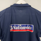 Shop 2005/06 NORTHERN IRELAND TRAINING SHIRT (M) UMBRO, classic football shirts, vintage football shirts & retro soccer jerseys at Cult Kits