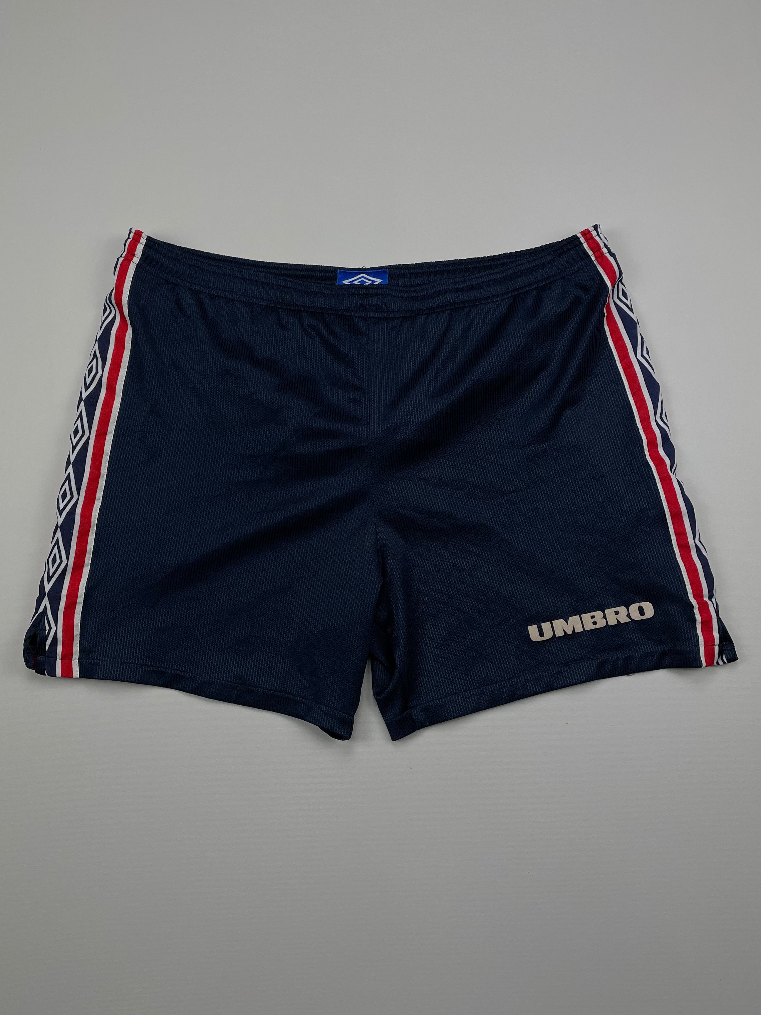 Shop 1998/00 UMBRO SHORTS (L), classic football shirts, vintage football shirts & retro soccer jerseys at Cult Kits