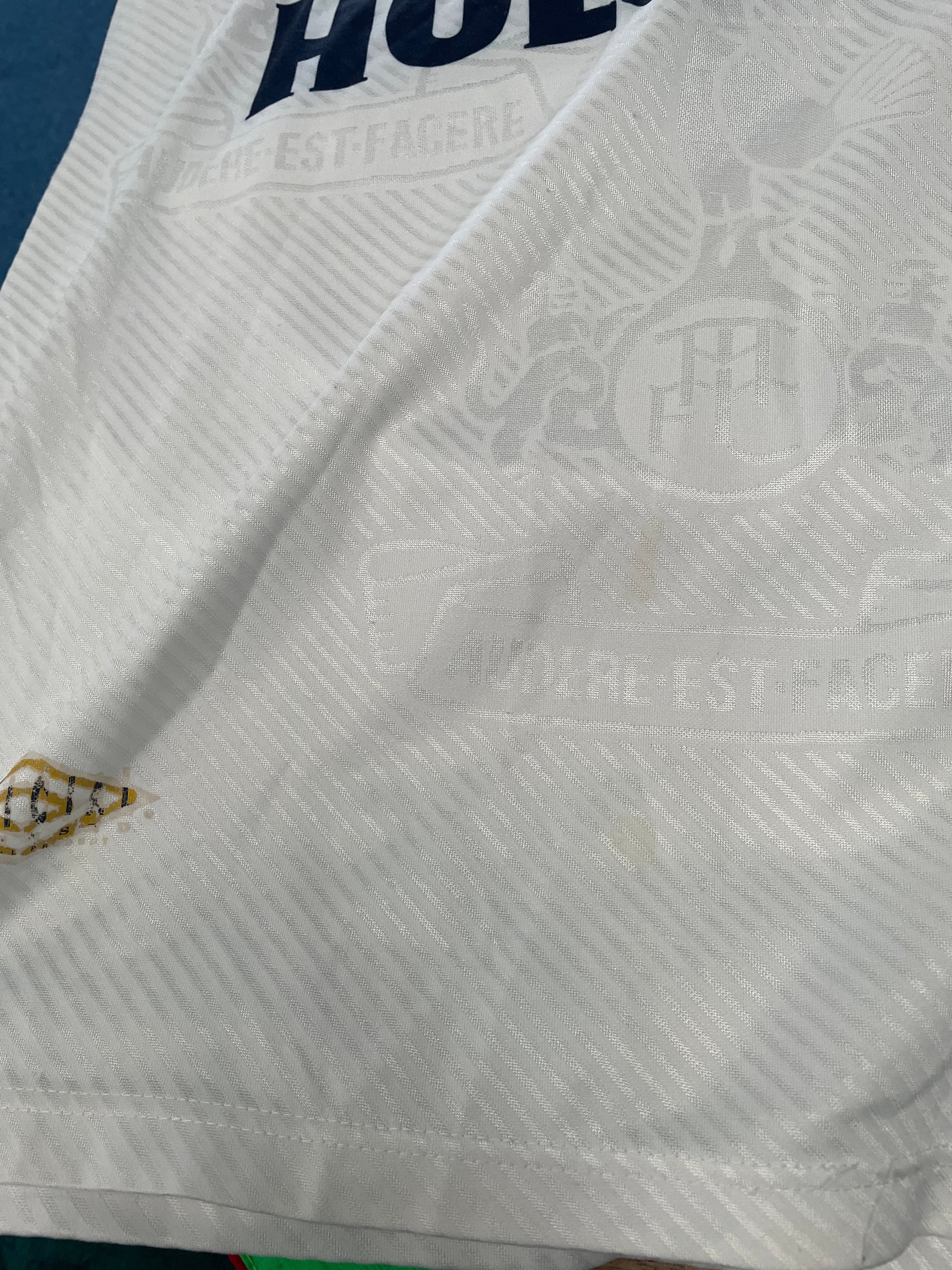 Shop 1993/95 TOTTENHAM KLINSMANN #18 HOME SHIRT (M) UMBRO, classic football shirts, vintage football shirts & retro soccer jerseys at Cult Kits