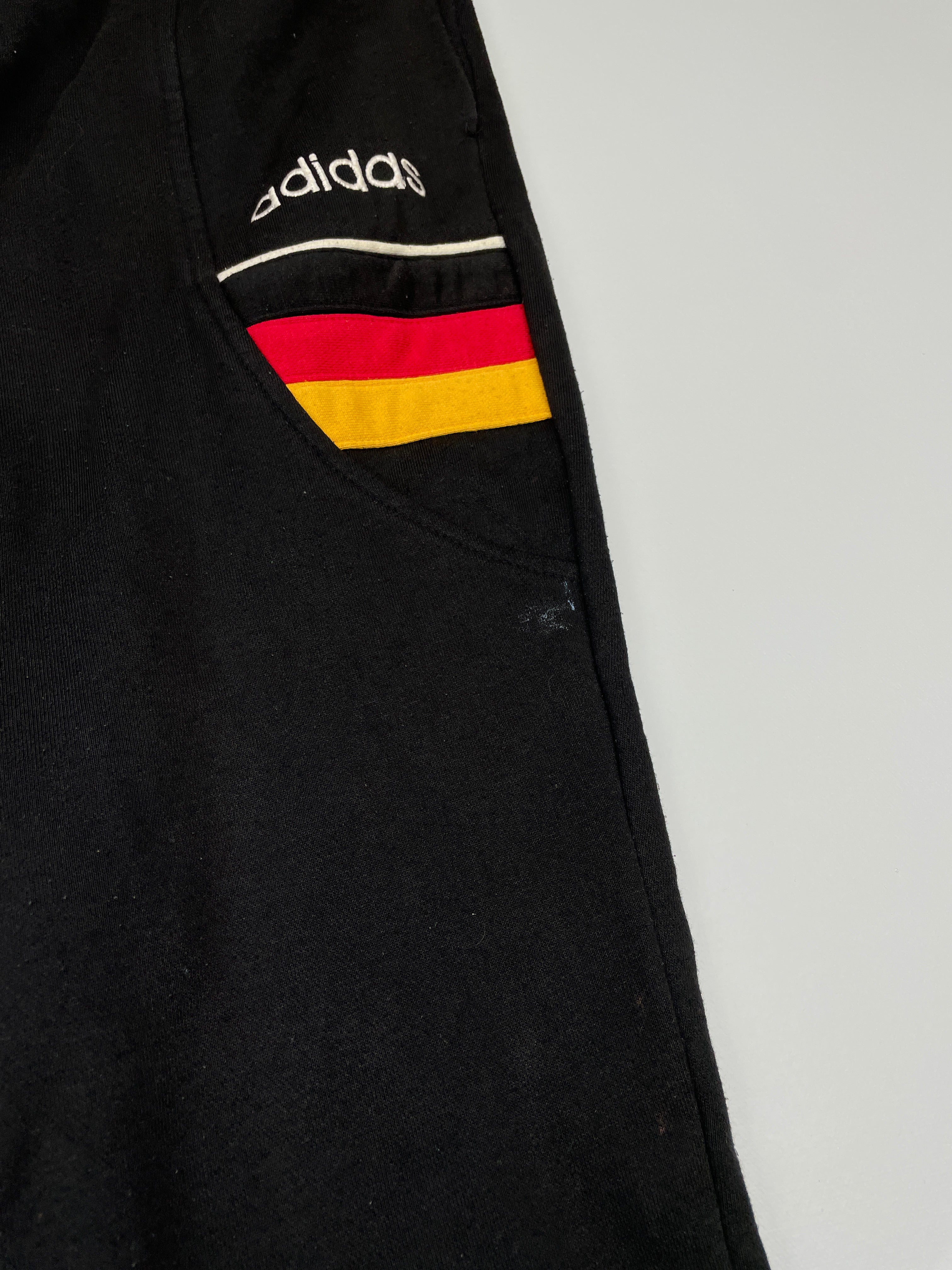 Shop 1994/96 GERMANY FULL TRACKSUIT (L) ADIDAS, classic football shirts, vintage football shirts & retro soccer jerseys at Cult Kits