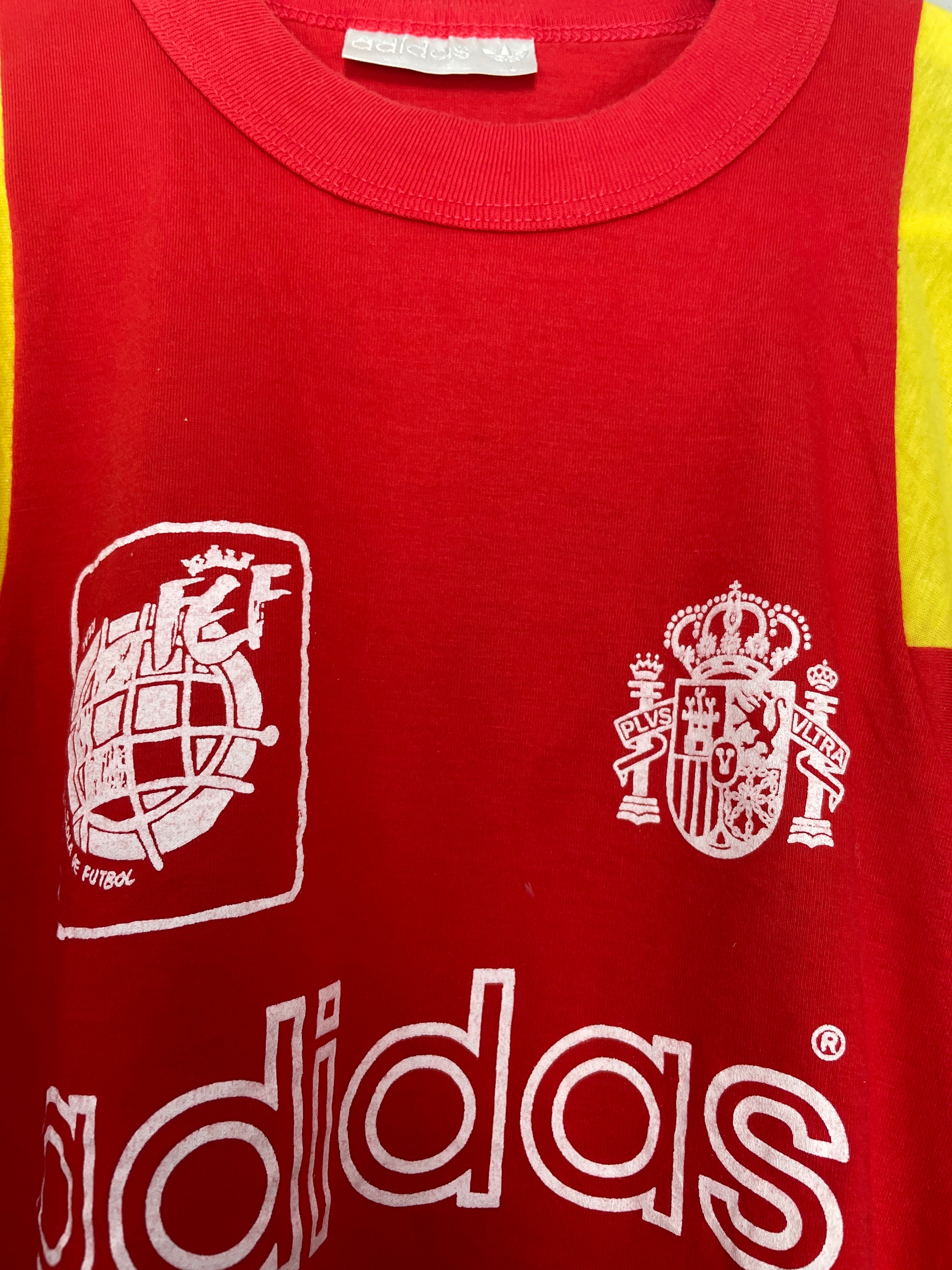 Shop 1992/94 SPAIN TRAINING SHIRT (S) ADIDAS, classic football shirts, vintage football shirts & retro soccer jerseys at Cult Kits