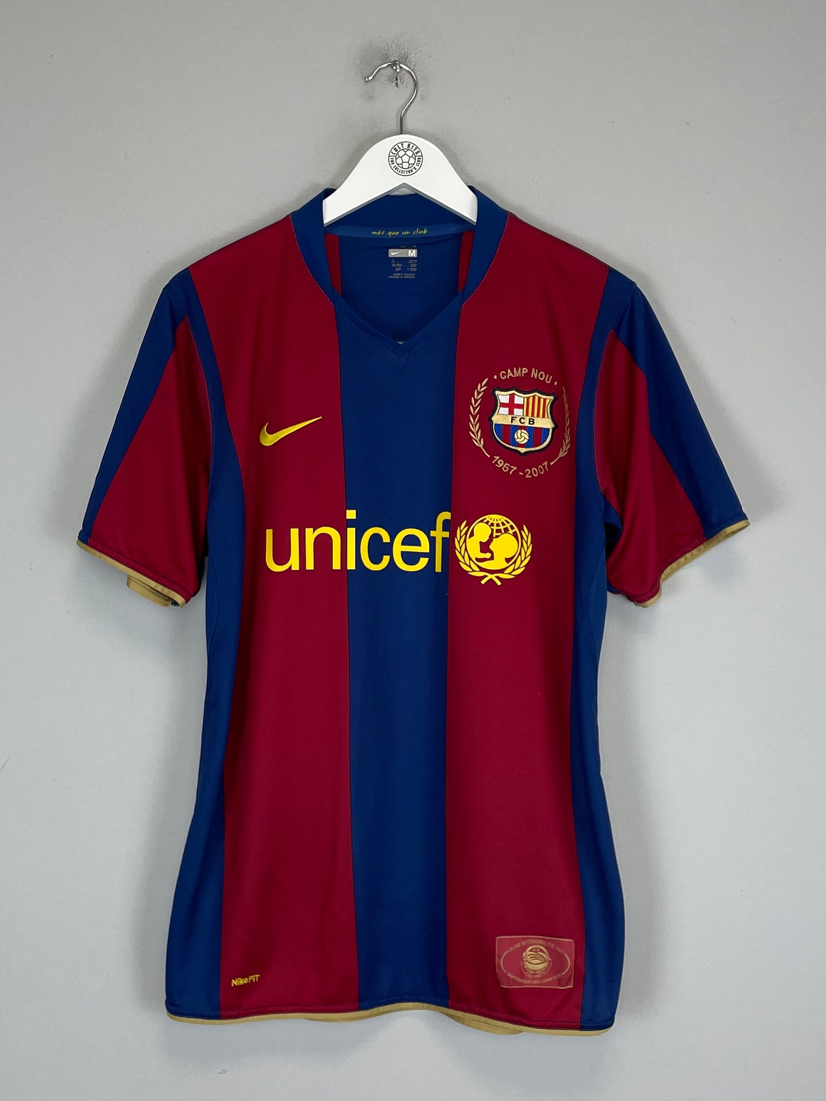 Shop 2007/08 BARCELONA RONALDINHO #10 HOME SHIRT (M) NIKE, classic football shirts, vintage football shirts & retro soccer jerseys at Cult Kits