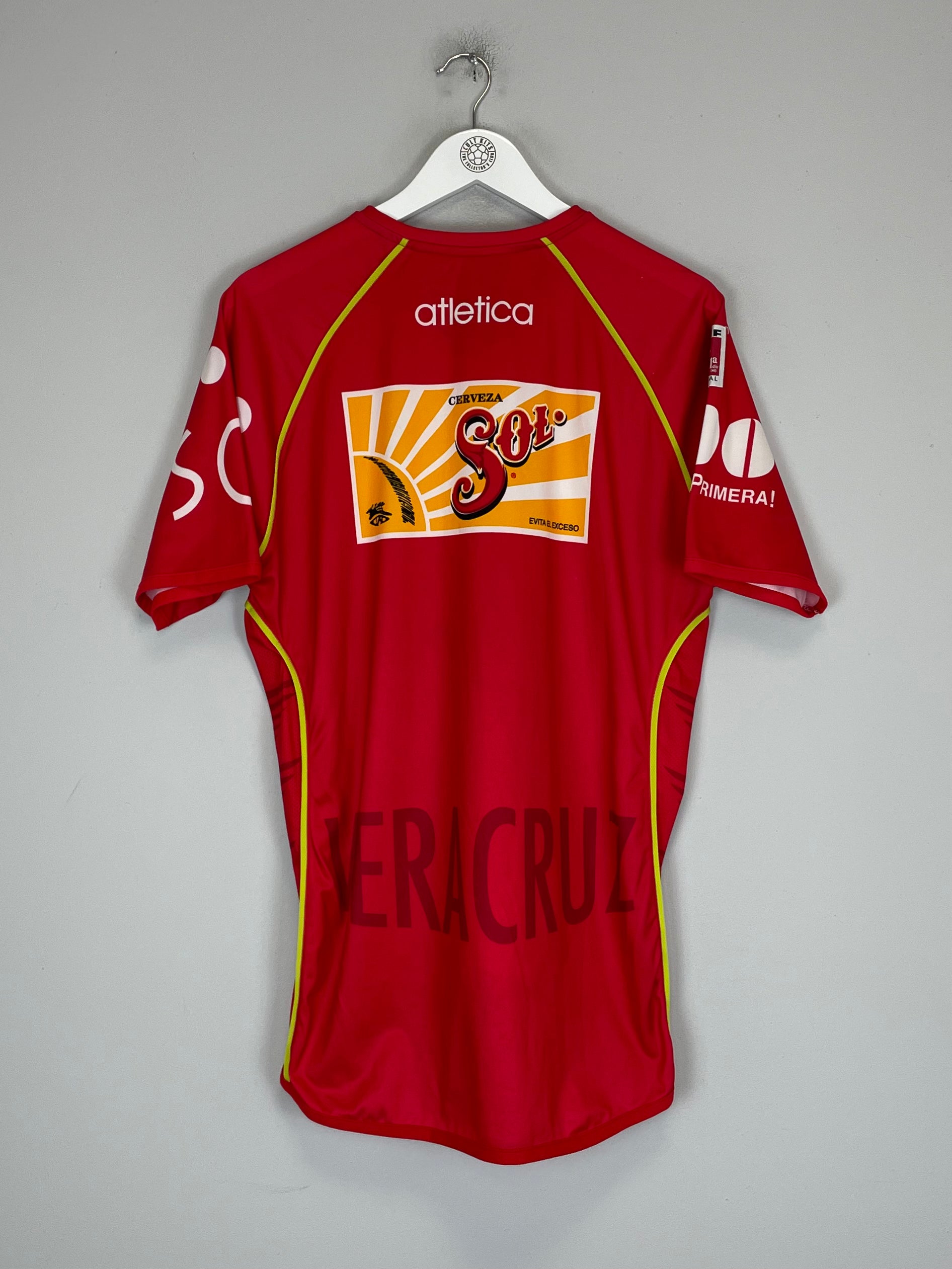 Shop 2006 TIBURONES VERACRUZ HOME SHIRT (M) ATLETICA, classic football shirts, vintage football shirts & retro soccer jerseys at Cult Kits