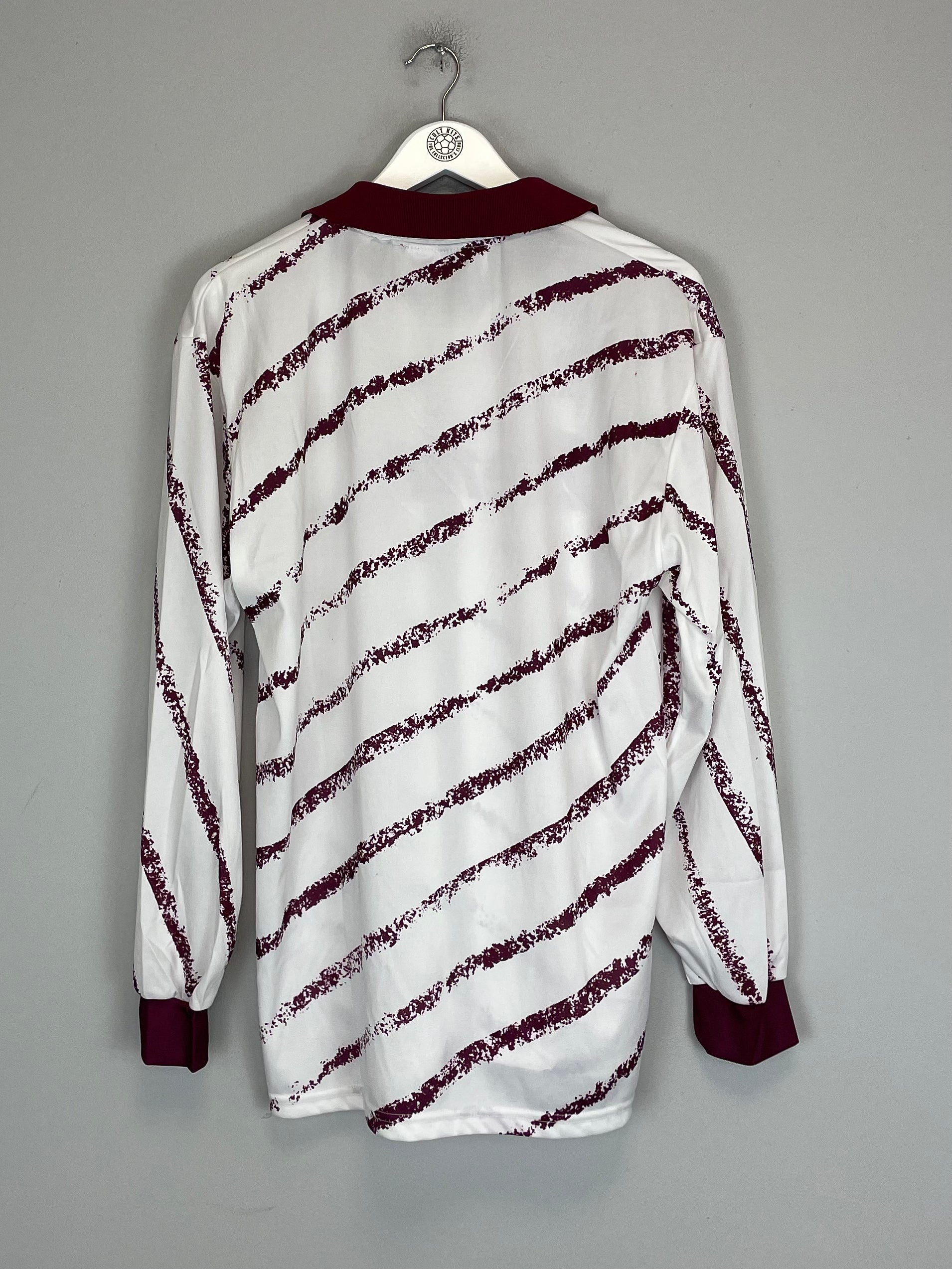 Shop 1993/94 TORINO L/S AWAY SHIRT (XL) LOTTO, classic football shirts, vintage football shirts & retro soccer jerseys at Cult Kits