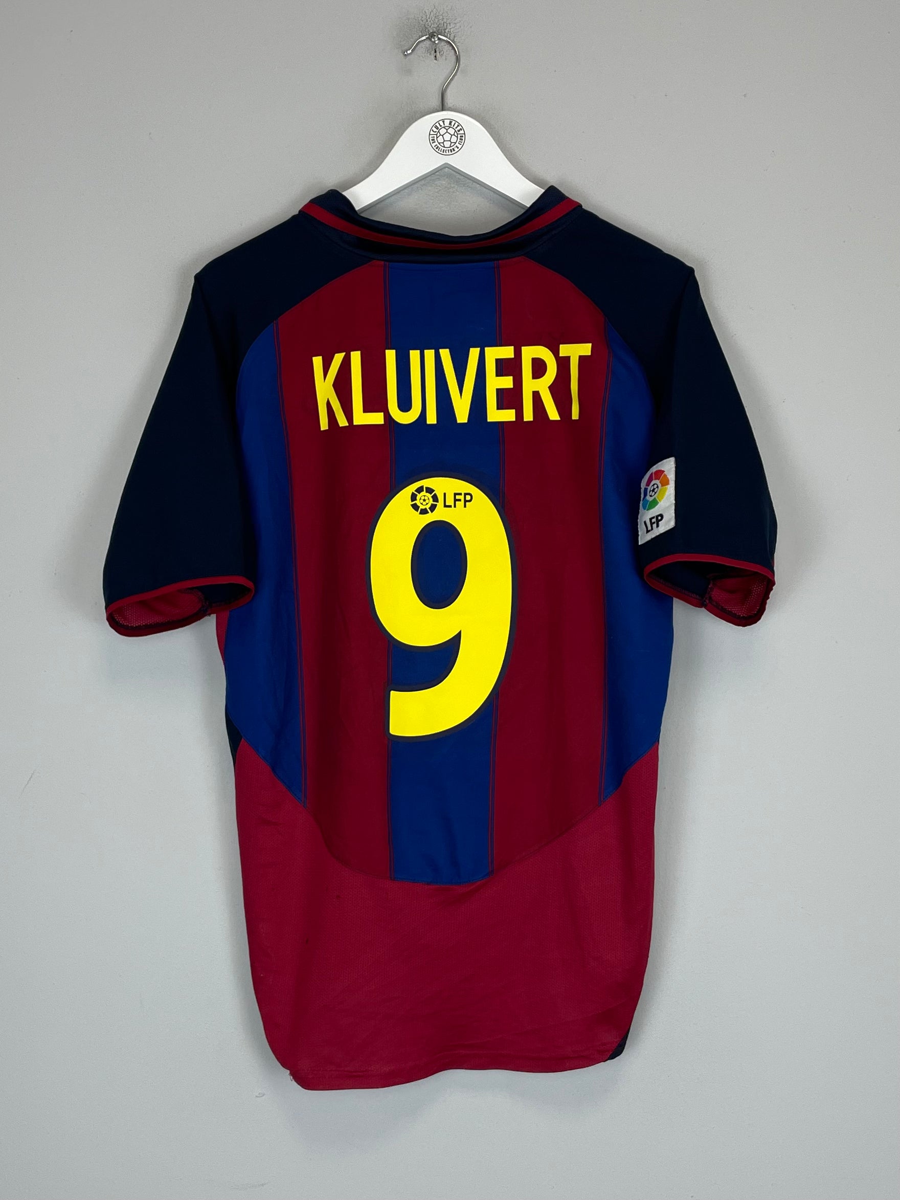 2003/04 BARCELONA KLUIVERT #9 HOME SHIRT (M) NIKE – Cult Kits