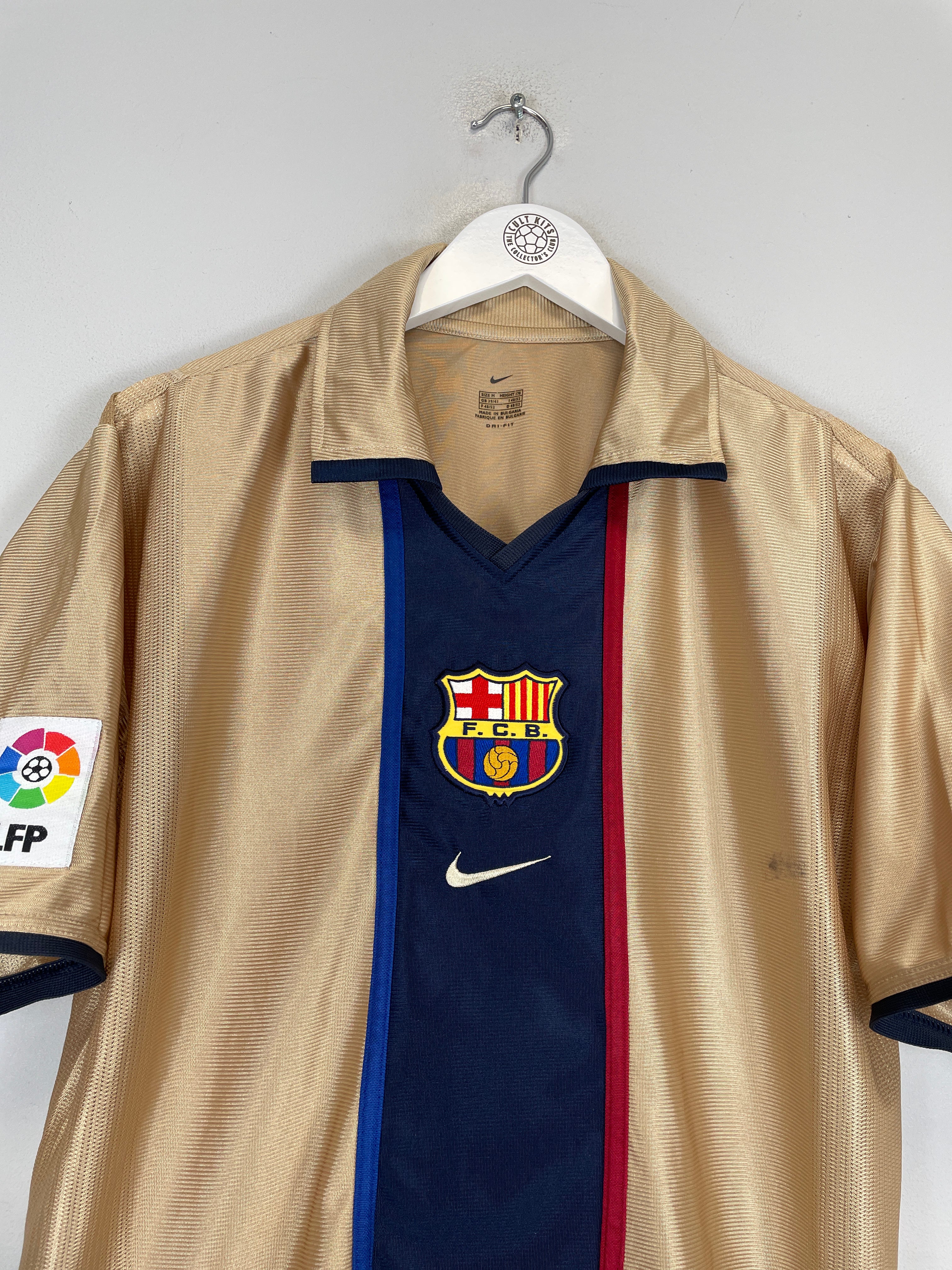 Shop 2001/03 BARCELONA AWAY SHIRT (M) NIKE, classic football shirts, vintage football shirts & retro soccer jerseys at Cult Kits