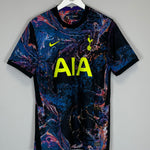 Shop 2021/22 TOTTENHAM AWAY SHIRT (M) NIKE, classic football shirts, vintage football shirts & retro soccer jerseys at Cult Kits