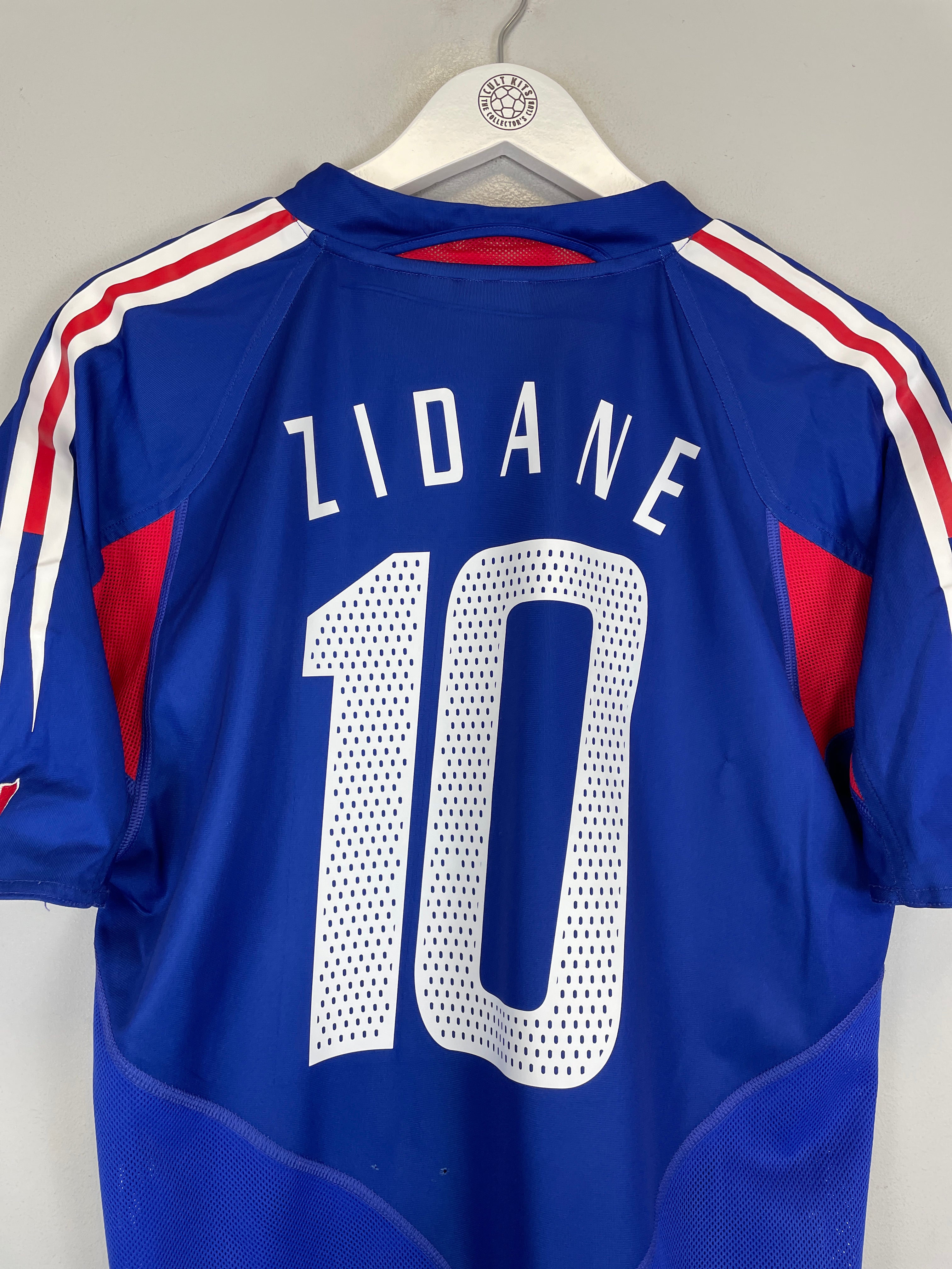 Shop 2004/06 FRANCE ZIDANE #10 HOME SHIRT (M) ADIDAS, classic football shirts, vintage football shirts & retro soccer jerseys at Cult Kits