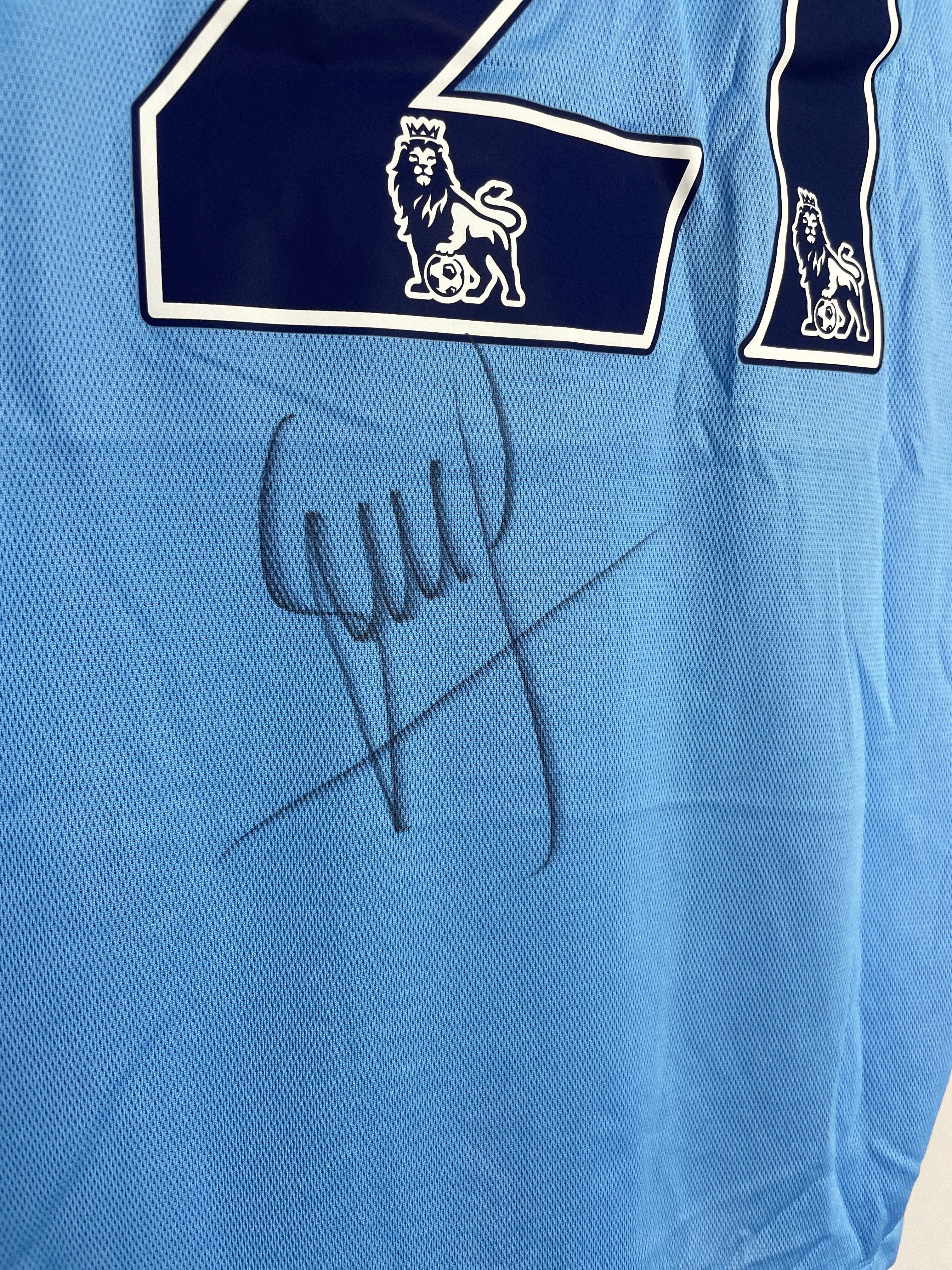 Shop 2015/16 MANCHESTER CITY SILVA #21 *MATCH ISSUE + SIGNED* HOME SHIRT (M) NIKE, classic football shirts, vintage football shirts & retro soccer jerseys at Cult Kits