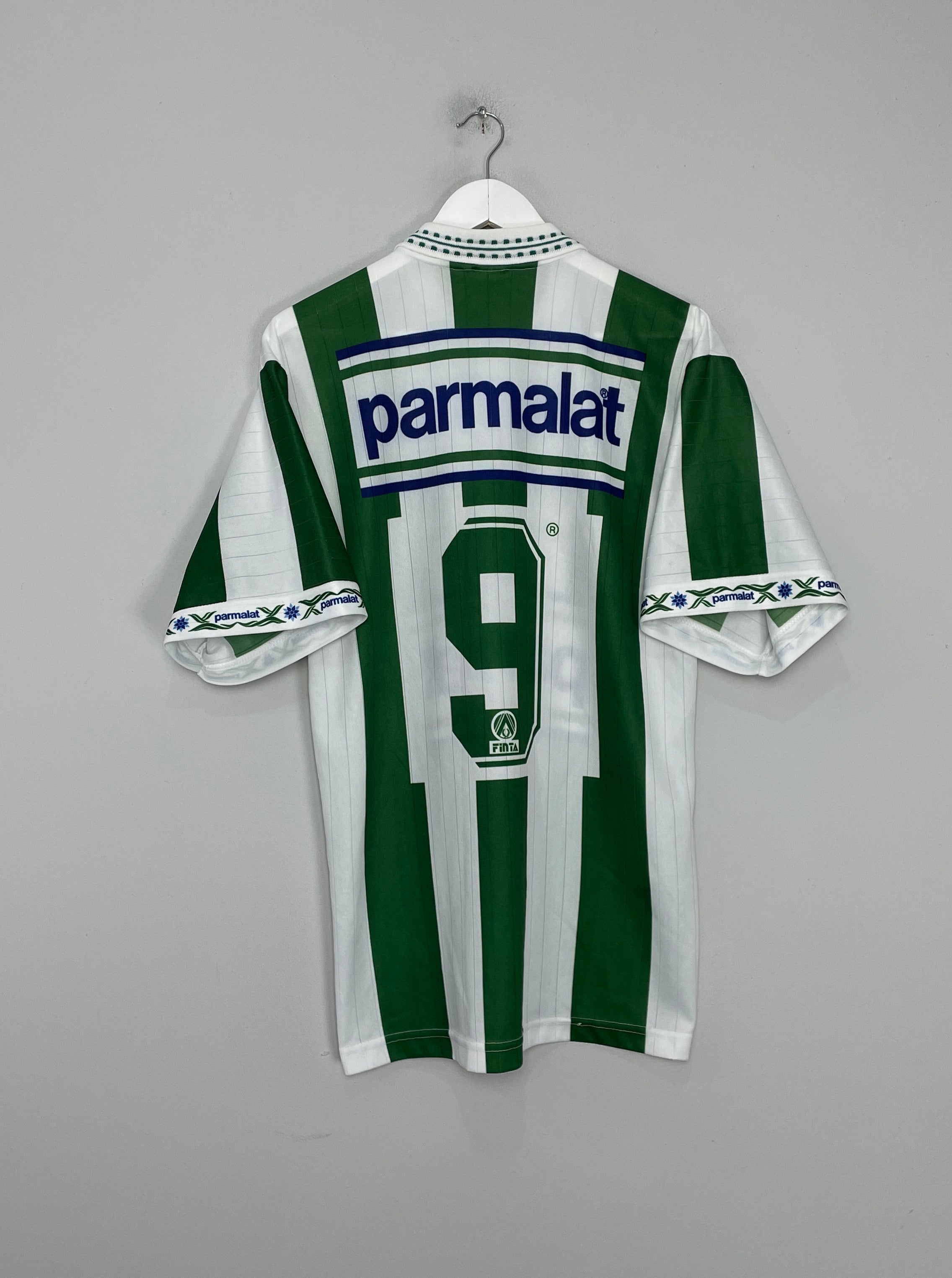 Shop 1995/96 JUVENTUDE #9 HOME SHIRT (L) FINTA, classic football shirts, vintage football shirts & retro soccer jerseys at Cult Kits