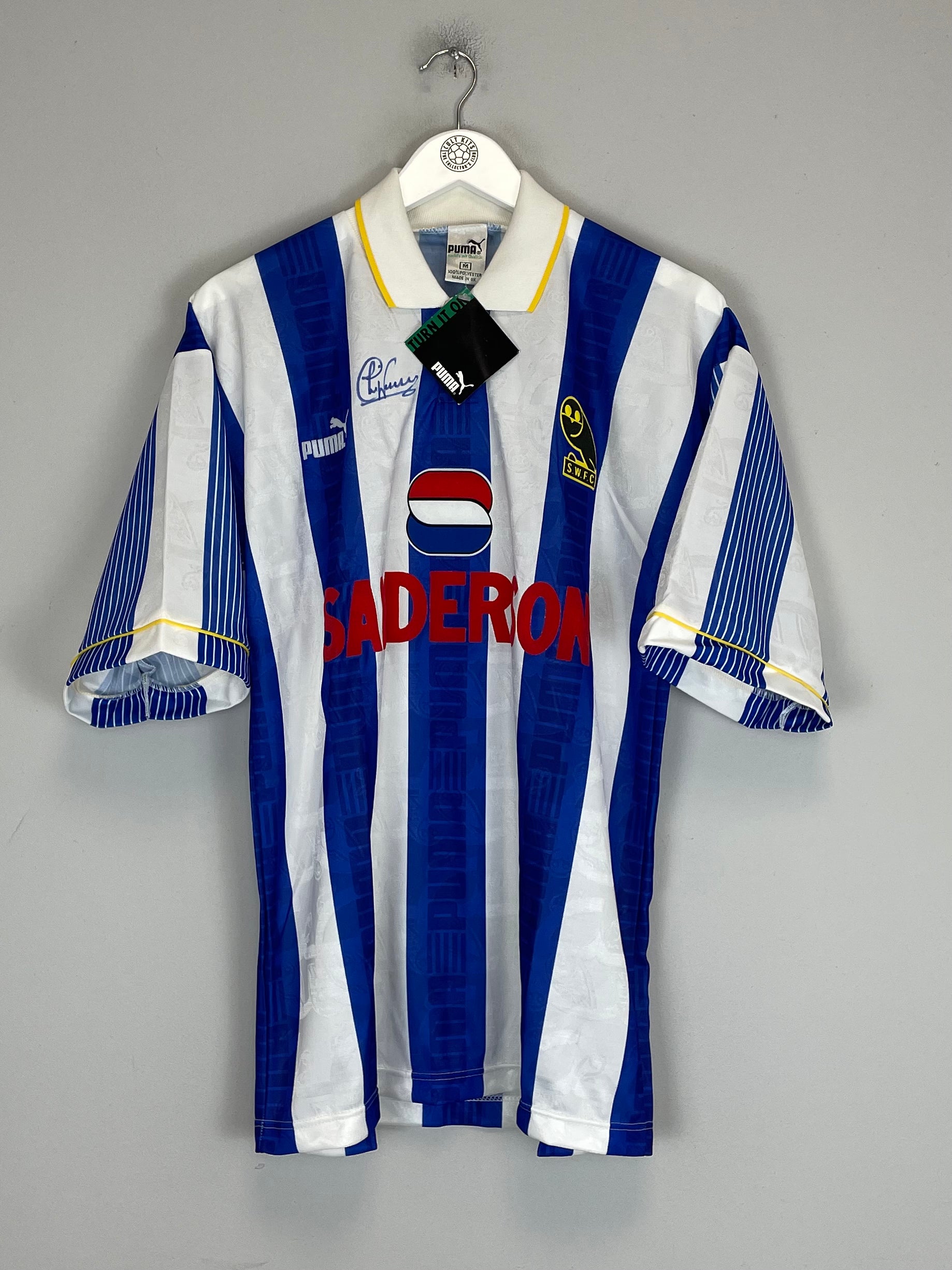 Shop 1993/95 SHEFFIELD WEDNESDAY *SIGNED* BNWT HOME SHIRT (M) PUMA, classic football shirts, vintage football shirts & retro soccer jerseys at Cult Kits