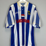 Shop 1993/95 SHEFFIELD WEDNESDAY *SIGNED* HOME SHIRT (XL) PUMA, classic football shirts, vintage football shirts & retro soccer jerseys at Cult Kits