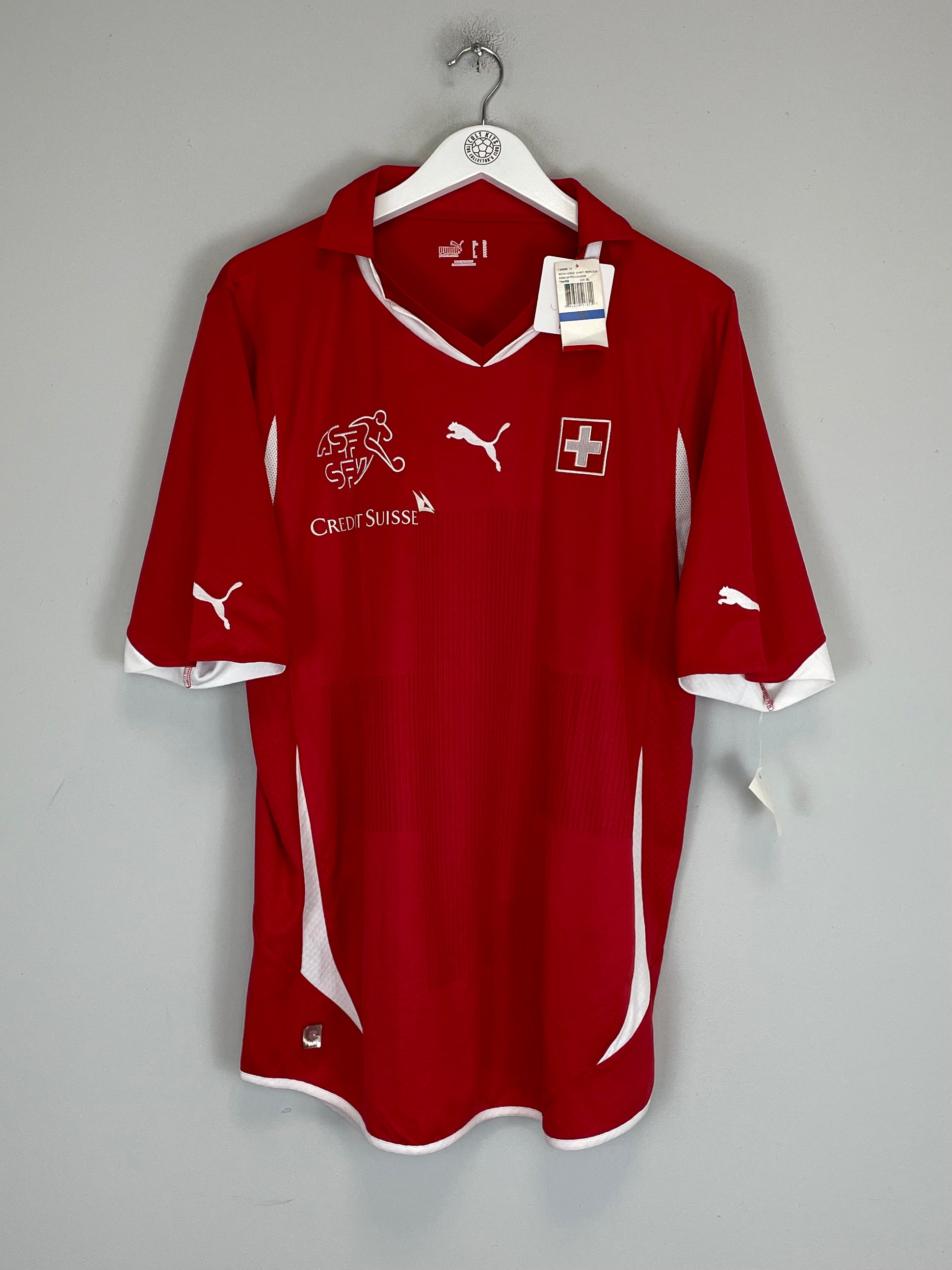 Shop 2010/11 SWITZERLAND *BNWT* SQUAD SIGNED HOME SHIRT (XL) PUMA, classic football shirts, vintage football shirts & retro soccer jerseys at Cult Kits
