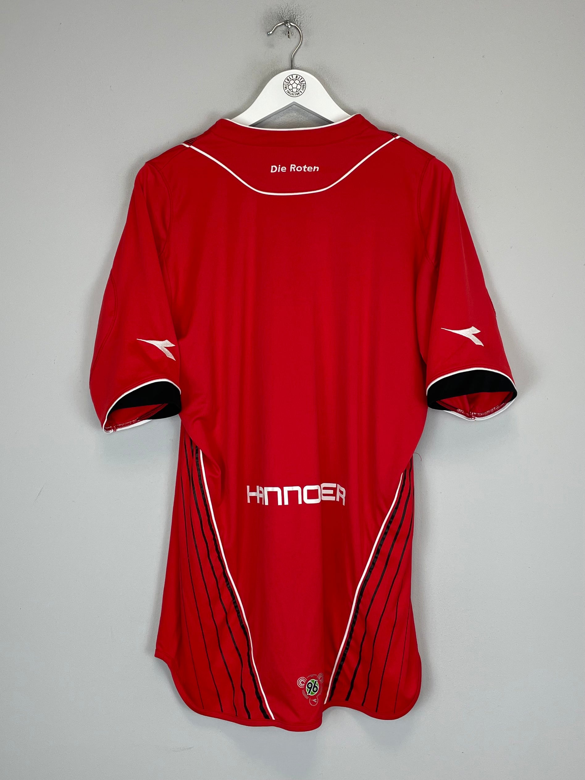Shop 2007/08 HANNOVER 96 HOME SHIRT (L) DIADORA, classic football shirts, vintage football shirts & retro soccer jerseys at Cult Kits