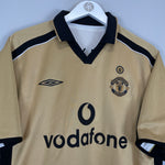 Shop 2001/02 MANCHESTER UNITED BECKHAM #7 AWAY/THIRD SHIRT (M) UMBRO, classic football shirts, vintage football shirts & retro soccer jerseys at Cult Kits